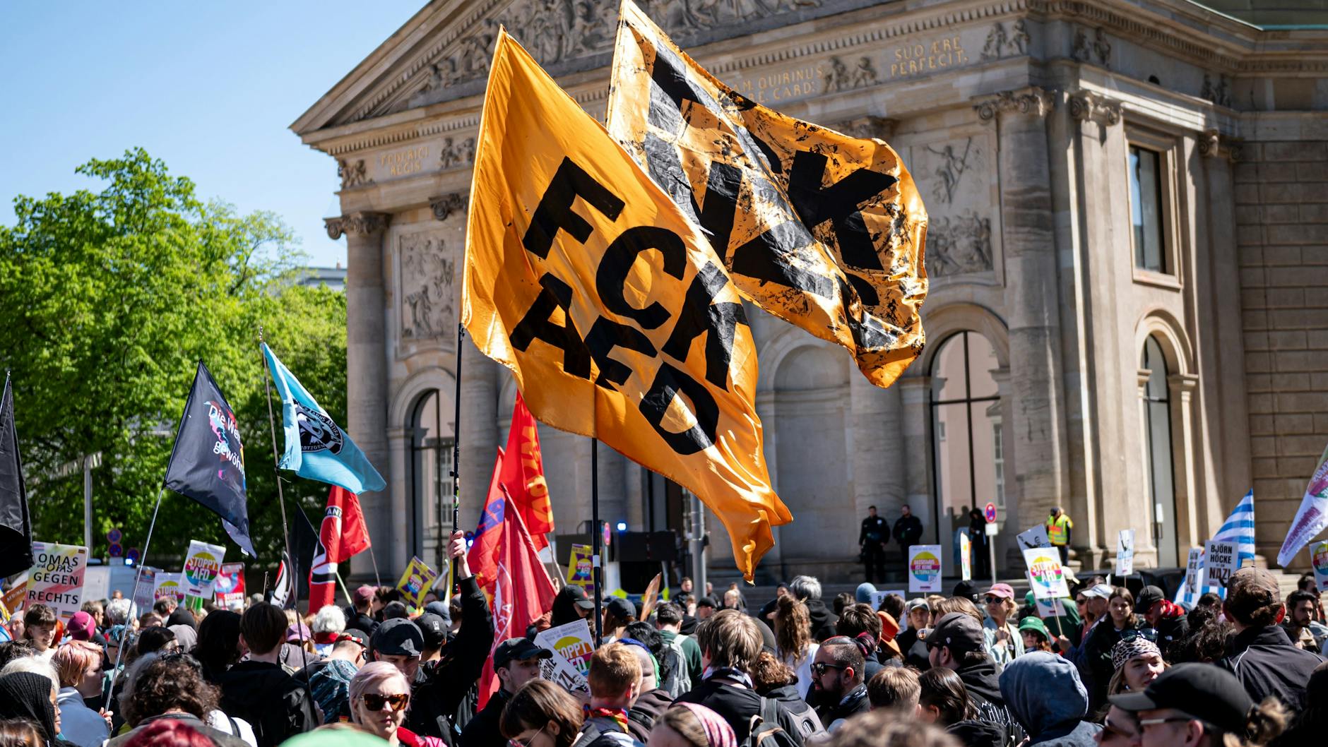 Am Wochenende sind in ganz Berlin mehrere Demonstrationen gegen Rechts geplant. Der Grund ist eine rechte Protest-Aktion am Sonntag.