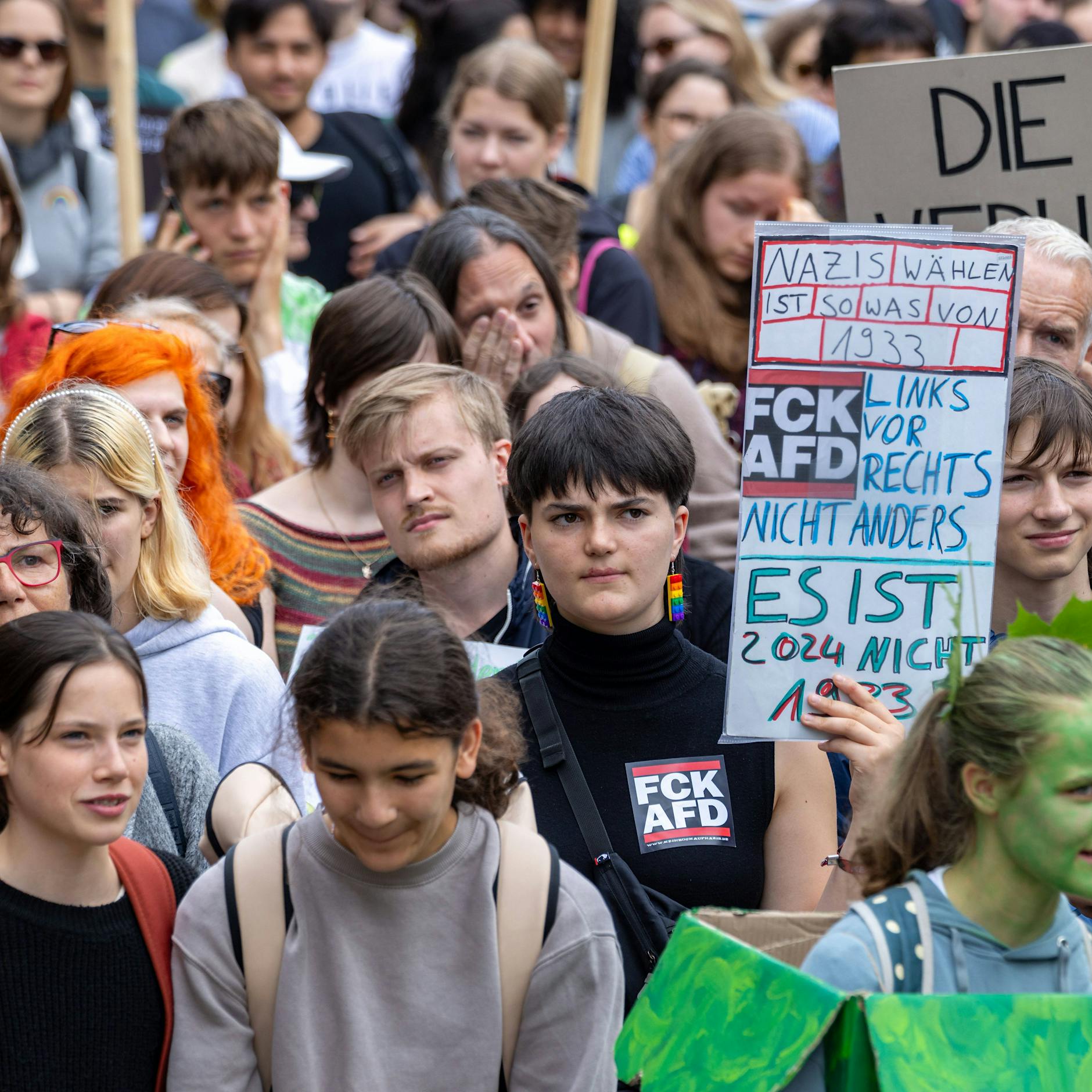 Demo-Hölle Berlin! Sie wollen Samstag in die Stadt? Vergessen Sie es!