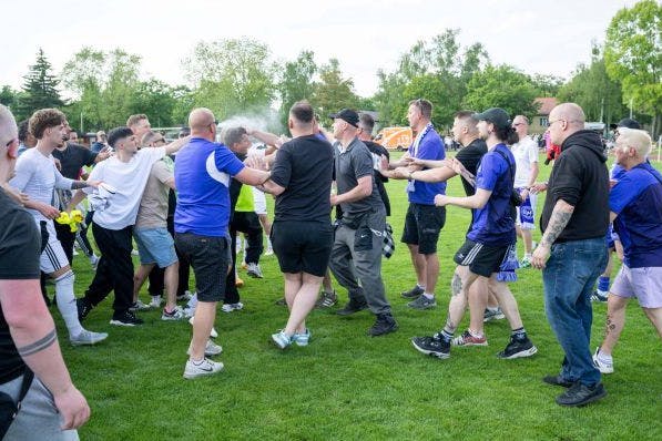 Nach dem Spiel kam es zu Streit zwischen Fans des BFC Preussen und Eintracht Mahlsdorf.