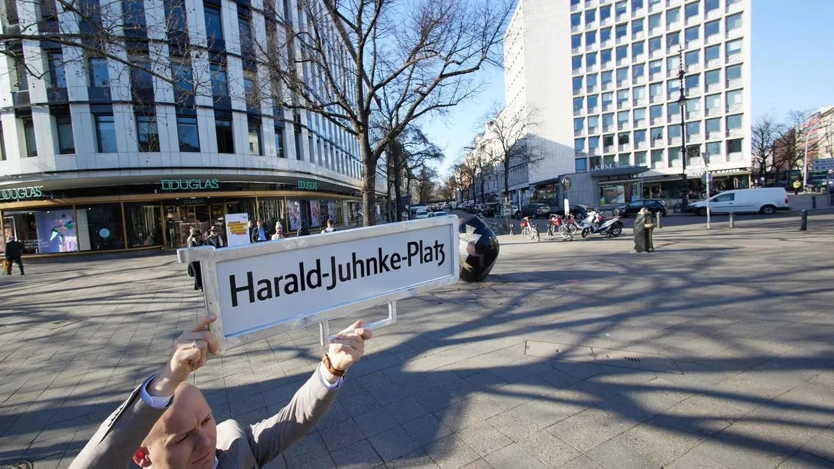 Endlich da! Berlin hat seinen Harald-Juhnke-Platz