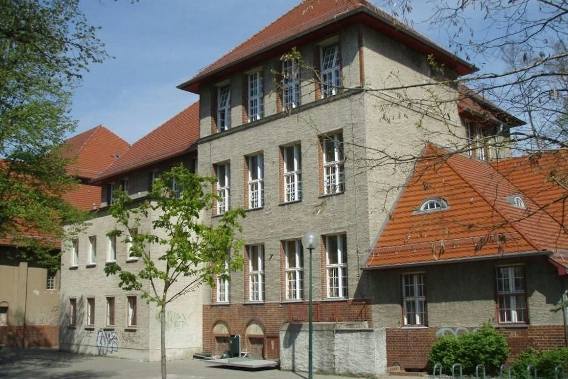 Die Franz-Carl-Achard-Grundschule in Alt-Kaulsdorf