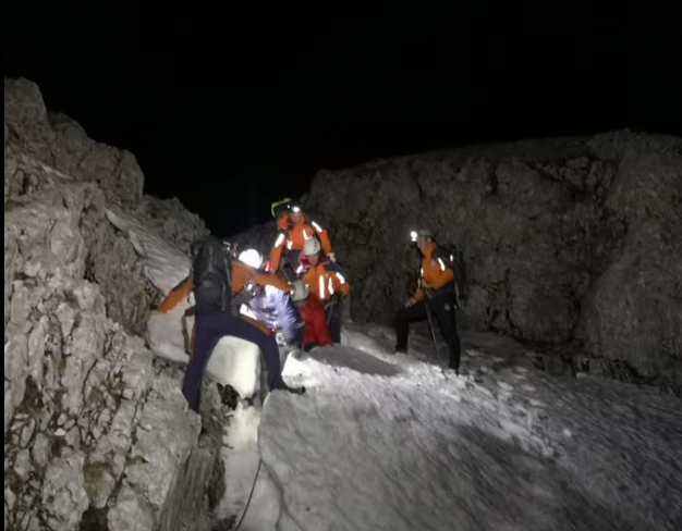 Familie ignoriert Warnung und gerät bei Wanderung in Not
