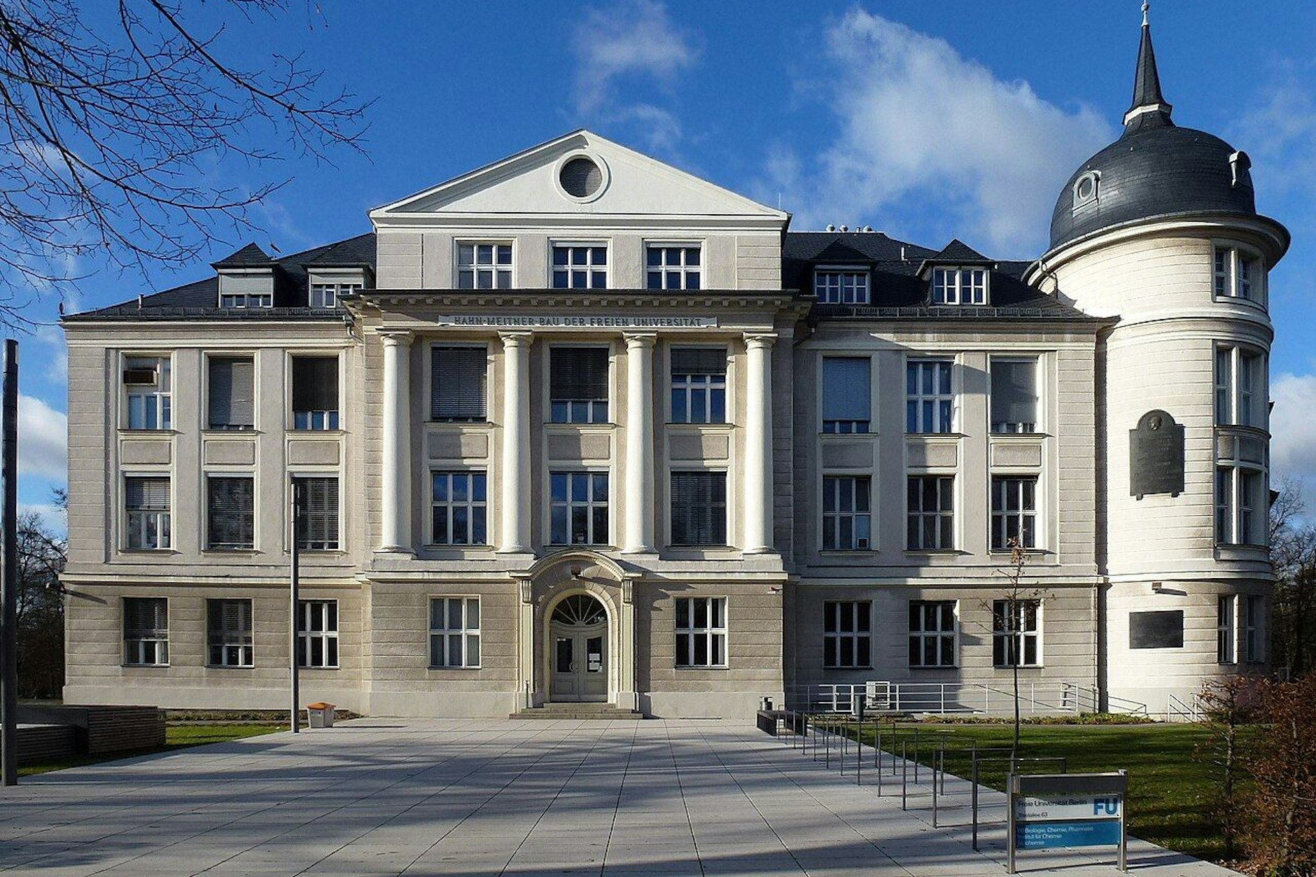 Kaiser-Wilhelm-Institut für Chemie (heute Hahn-Meitner-Bau der Freien Universität Berlin)