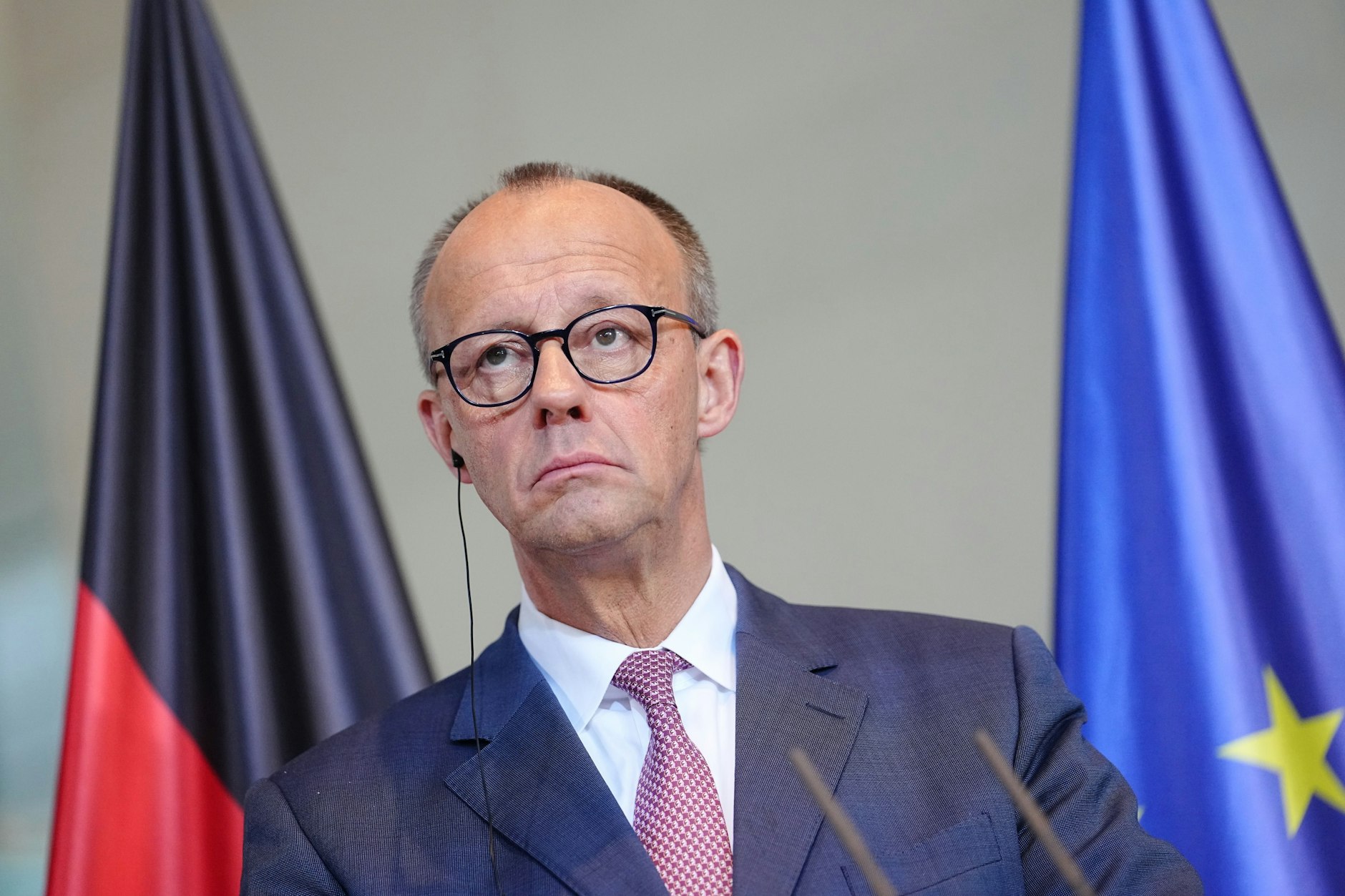 Die Grünen wollen Bundeskanzler Friedrich Merz in der Energiepolitik unter Druck setzen.