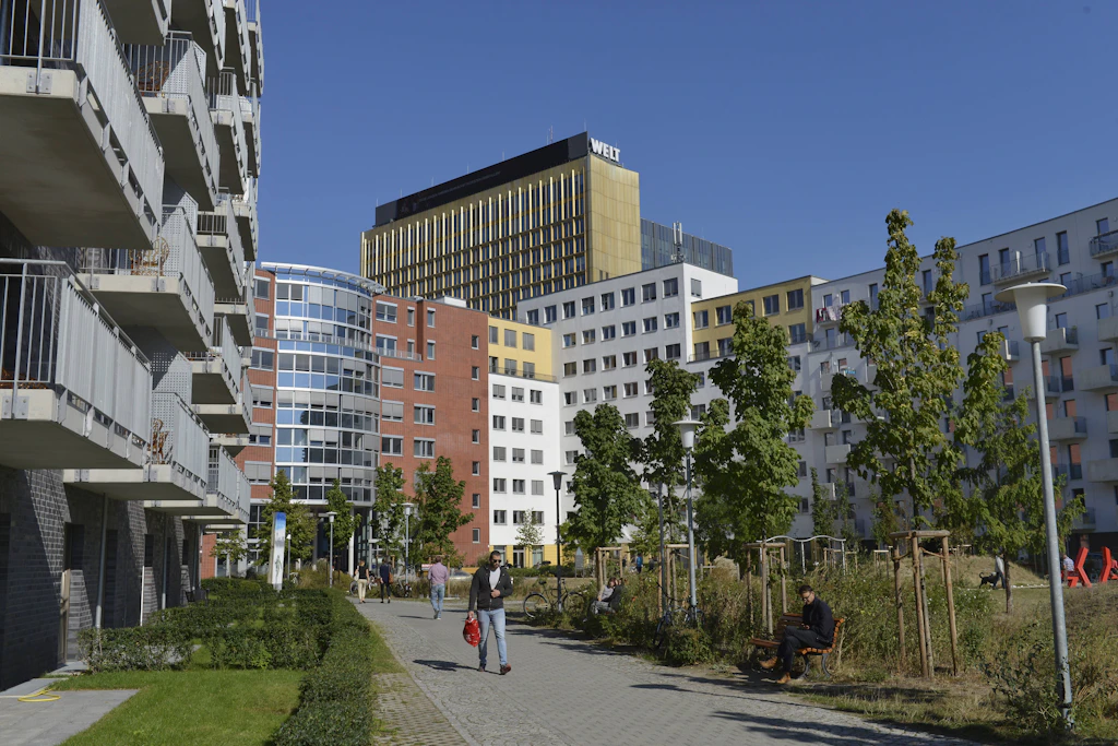Kreuzberg: Unternehmen kauft Büroflächen und will sie in Wohnraum umwandeln