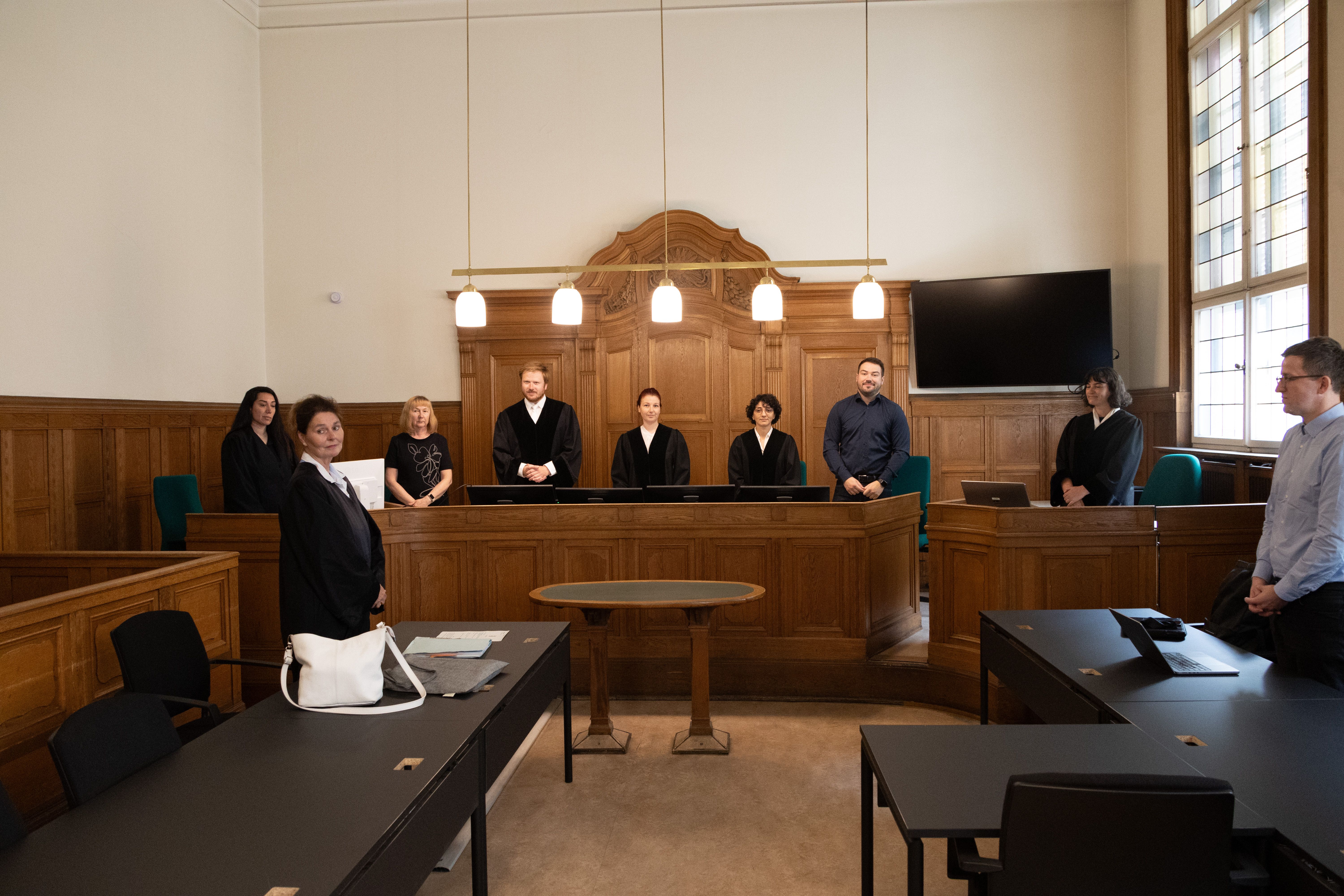 Lichtenberg: 90-Jährige soll Mitpatientin beinahe mit Nachthemd erdrosselt haben