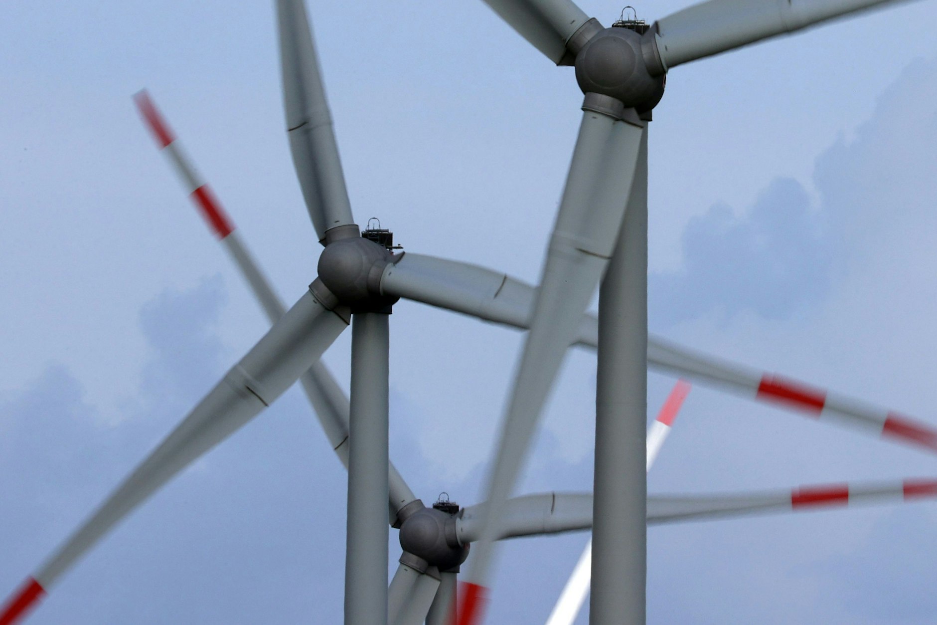 In Berlin sind acht mögliche Flächen für den Bau von Windrädern identifiziert worden.