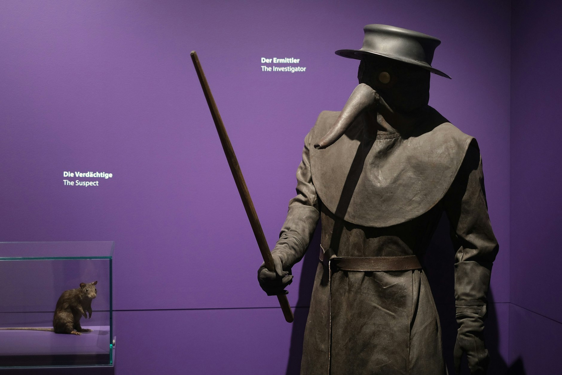 Ein Pestarzt mit Maske, zu sehen in der Dauerausstellung im Museum Ephraim-Palais in Berlin.