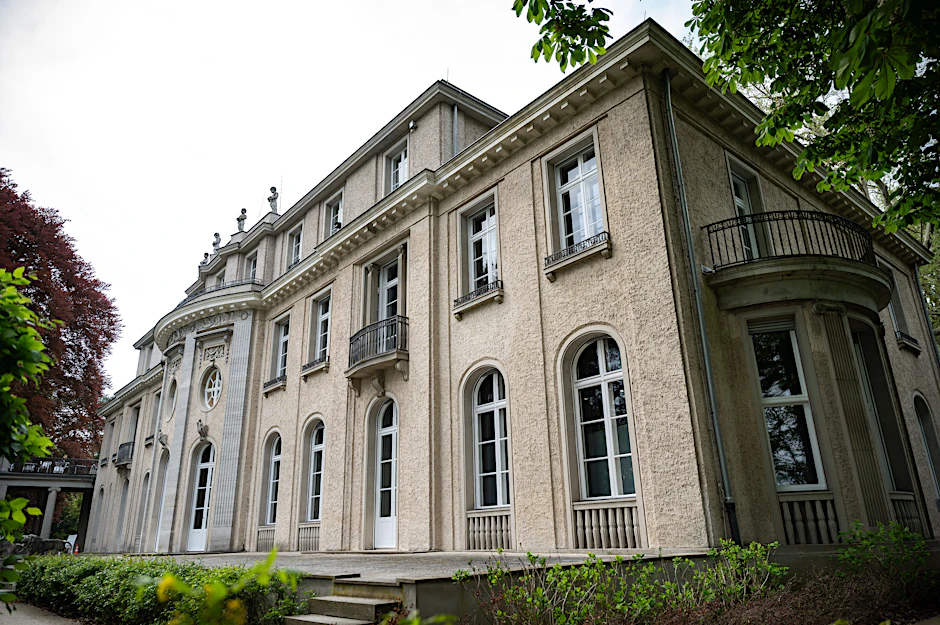 Immer wieder antisemitischen Attacken ausgesetzt: das Haus der Wannsee-Konferenz