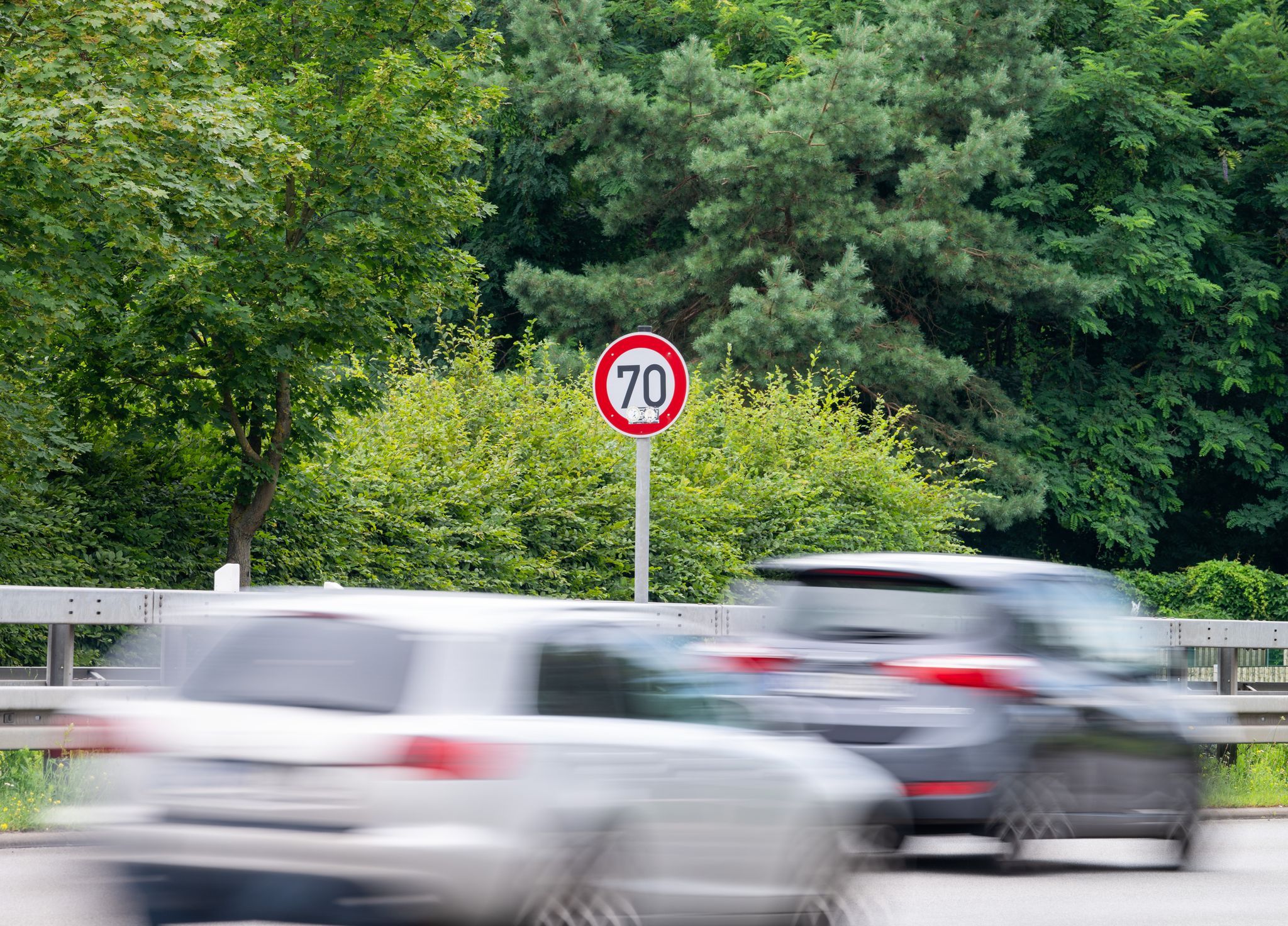 Spandau: Zwölfjähriges Mädchen von Auto überrollt