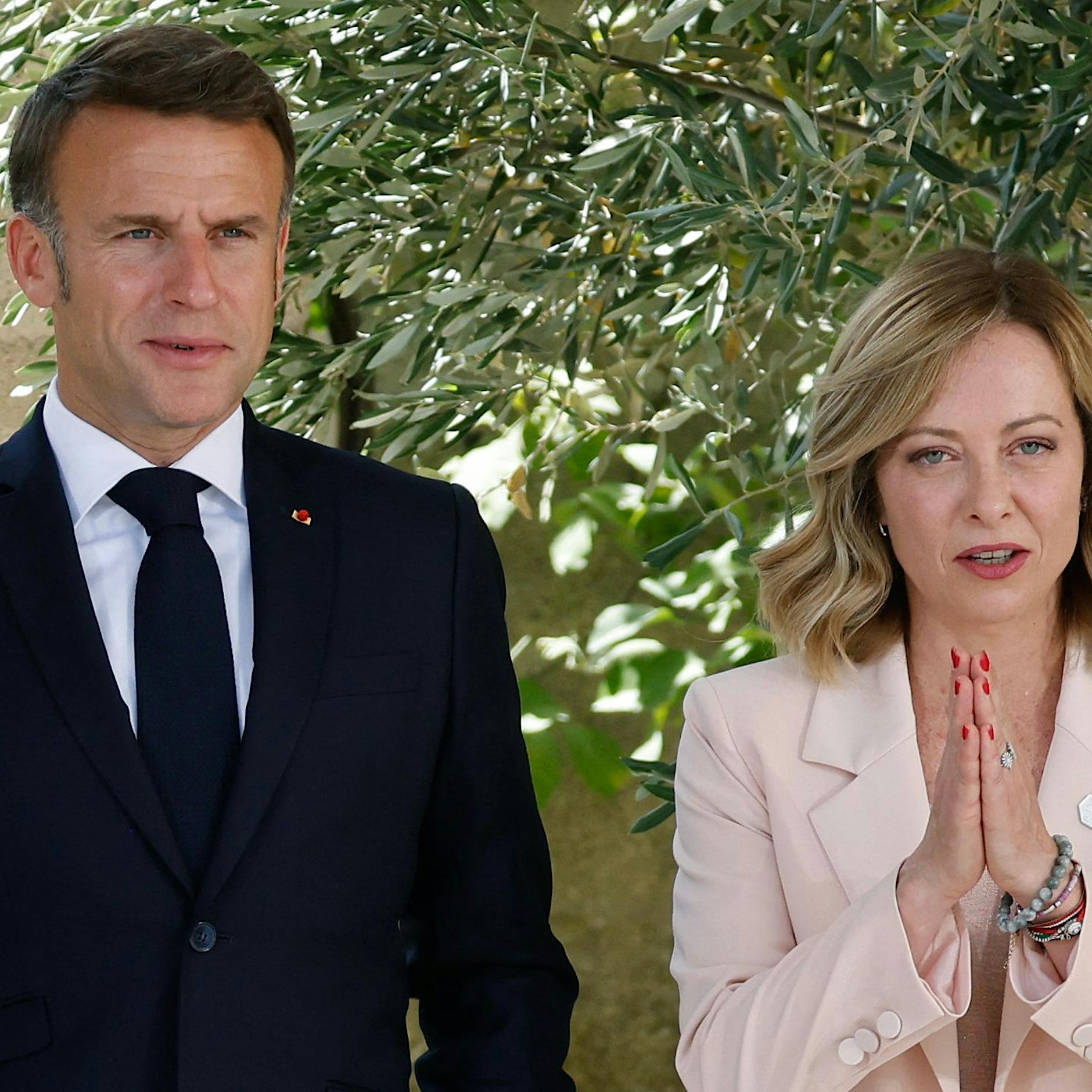 Macron trifft Meloni: Politisches Eis bricht – oder nur Show vor dem G7-Gipfel?