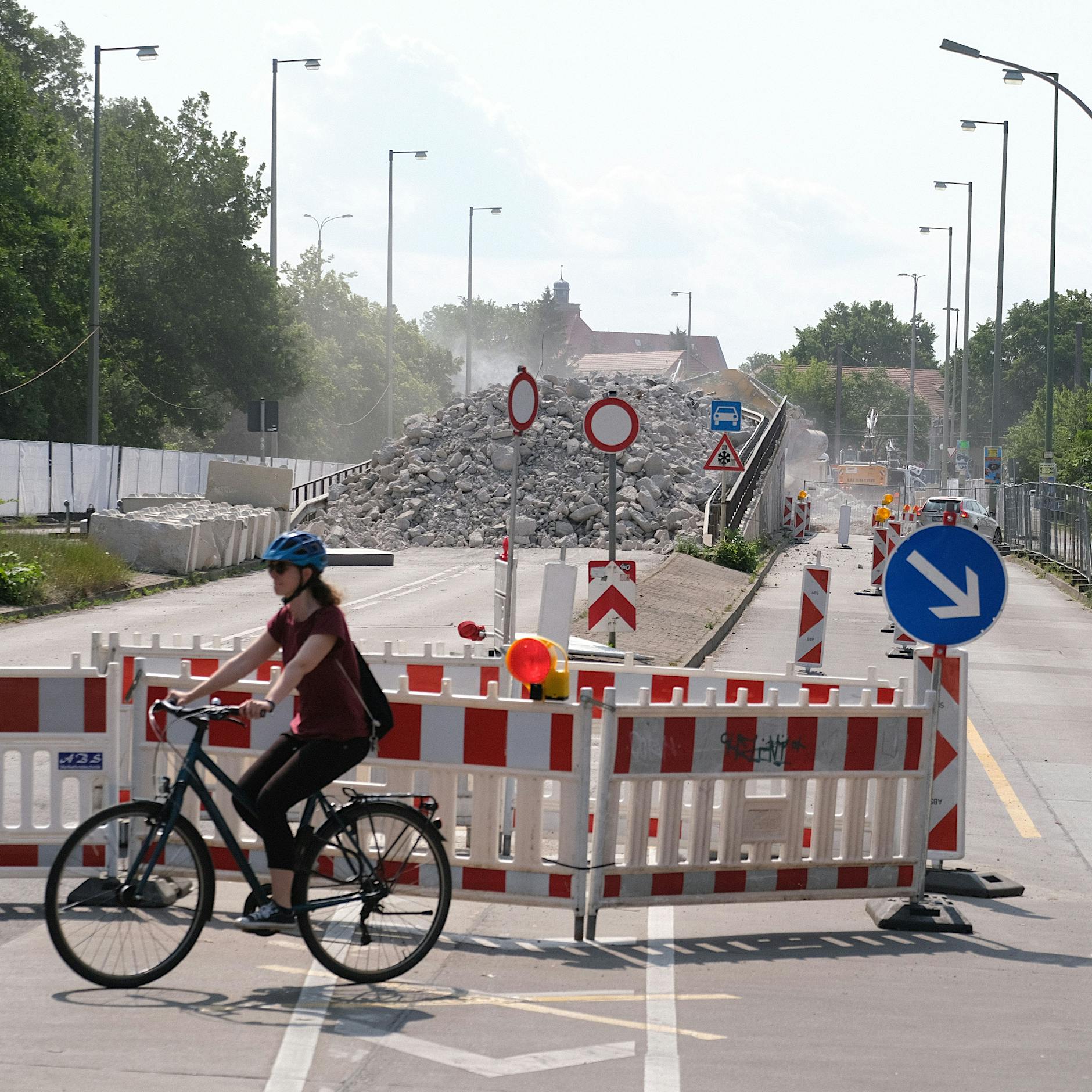Nach Brückenabriss an der Berliner Wuhlheide: Wann die Autos wieder fahren dürfen