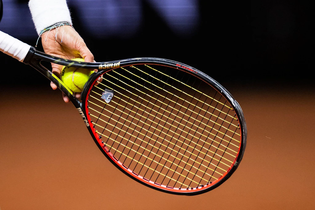 Spandau: Raser brettert bei Verfolgungsjagd mit der Polizei durch Tennisturnier