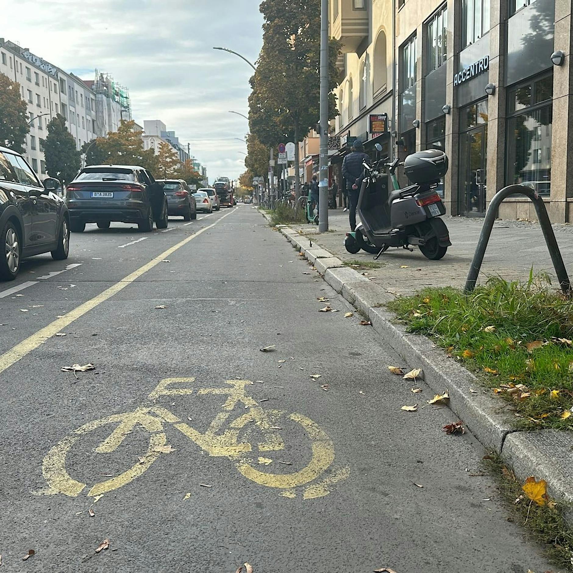 Umstrittener Radweg in der Kantstraße: Jetzt soll er verschwinden