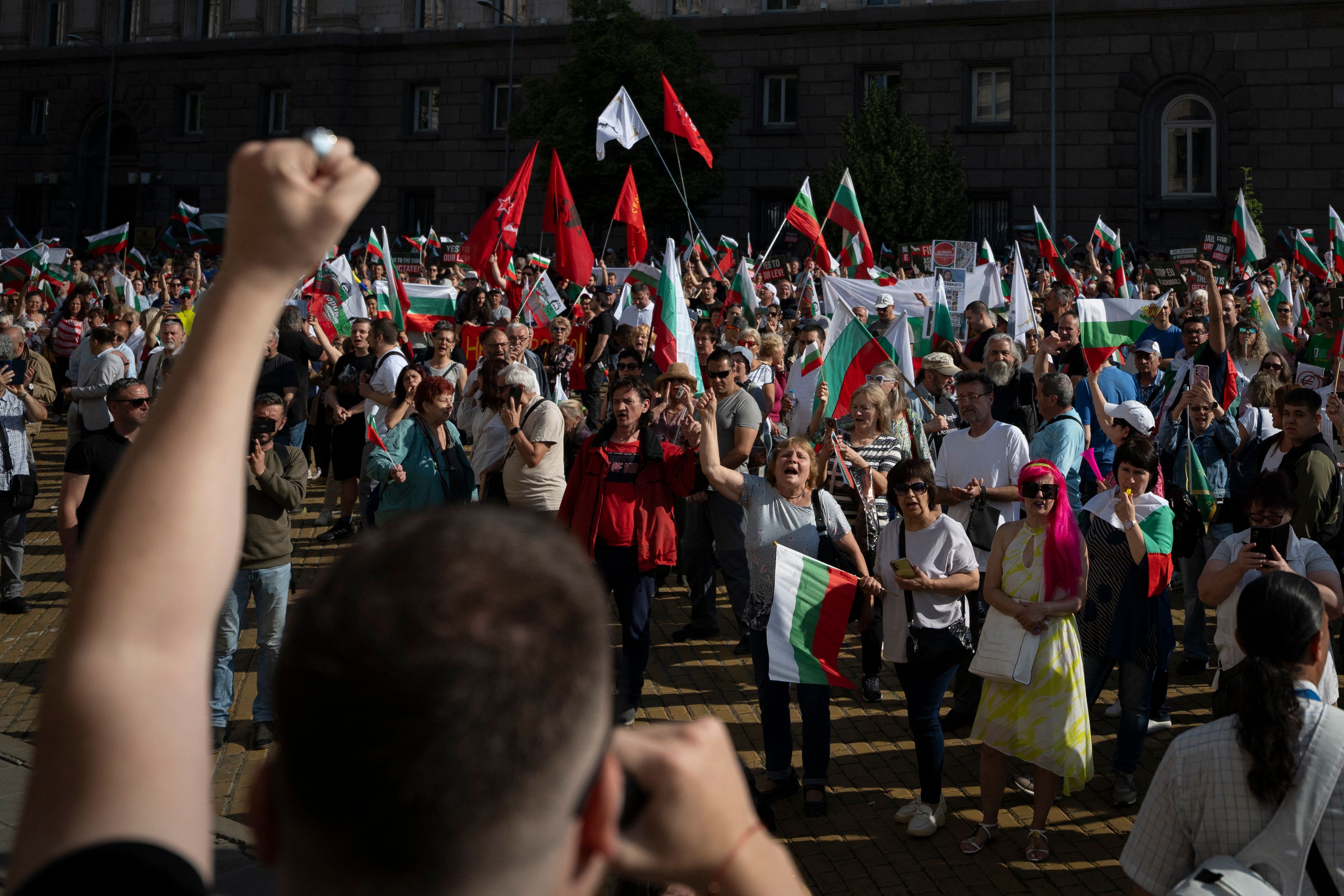 EU-Kommission: Bulgarien darf den Euro bekommen – Proteste in Sofia