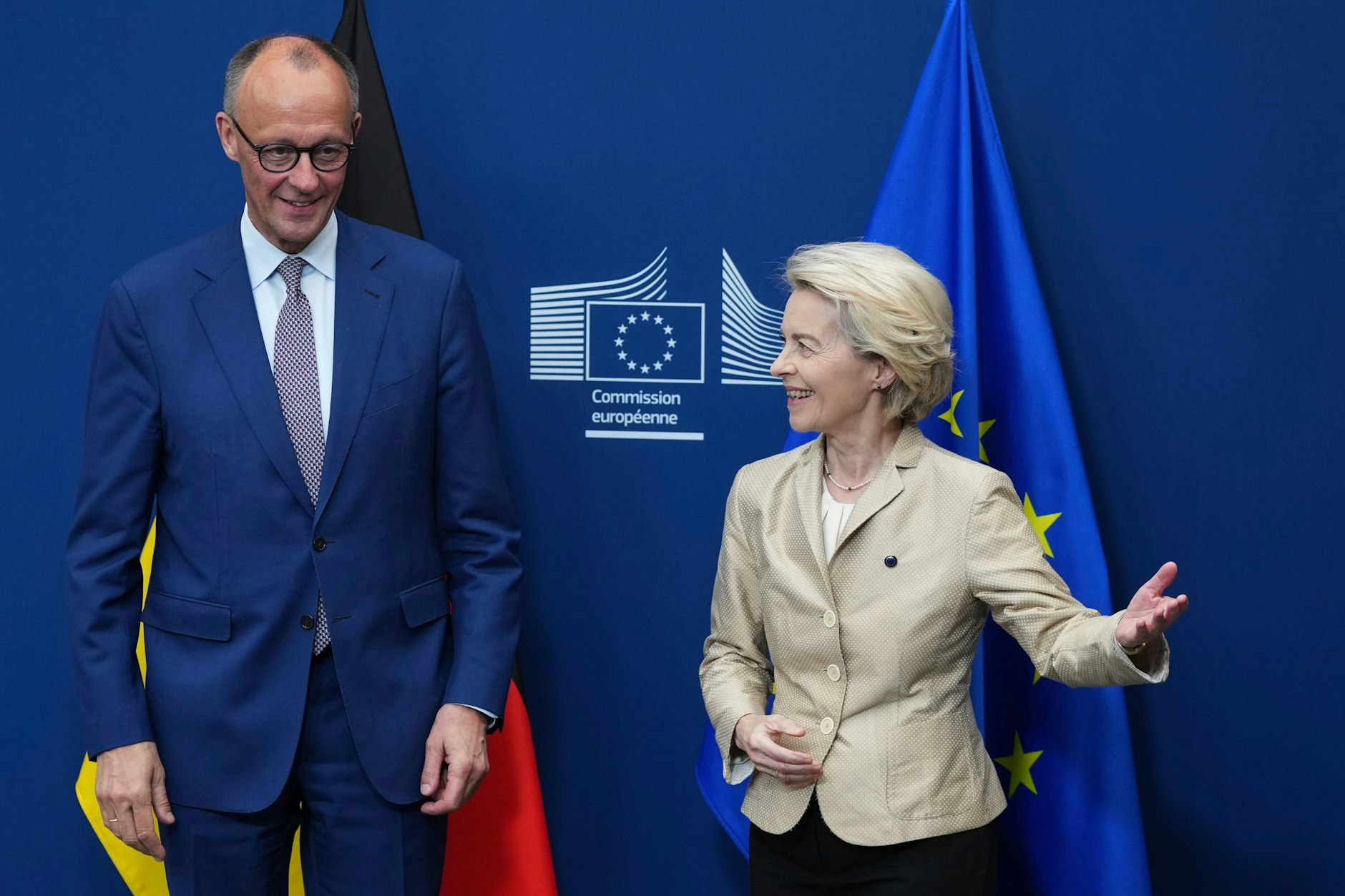 Zwei wichtige Akteure der EU-Aufrüstung: Bundeskanzler Friedrich Merz und EU-Kommissionspräsidentin Ursula von der Leyen.