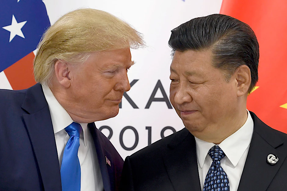 Präsident Donald Trump (li.) trifft den chinesischen Präsidenten Xi Jinping während eines Treffens am Rande des G20-Gipfels.