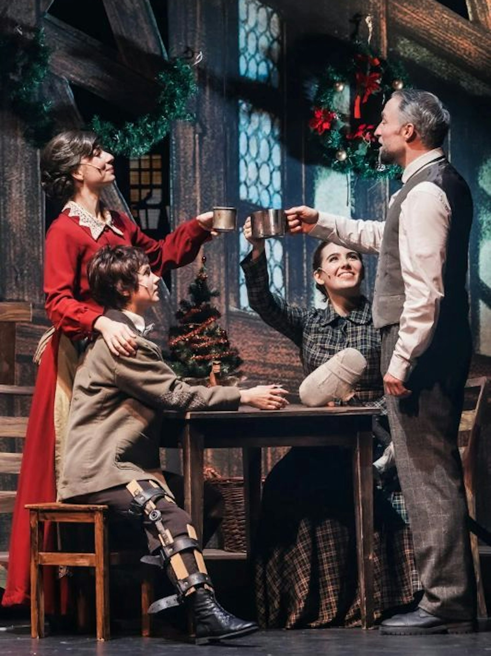 Die Geschichte unterstreicht den wahren Geist der Weihnacht – Freude, Freundlichkeit, Zusammenhalt und das Teilen von Glück mit anderen.