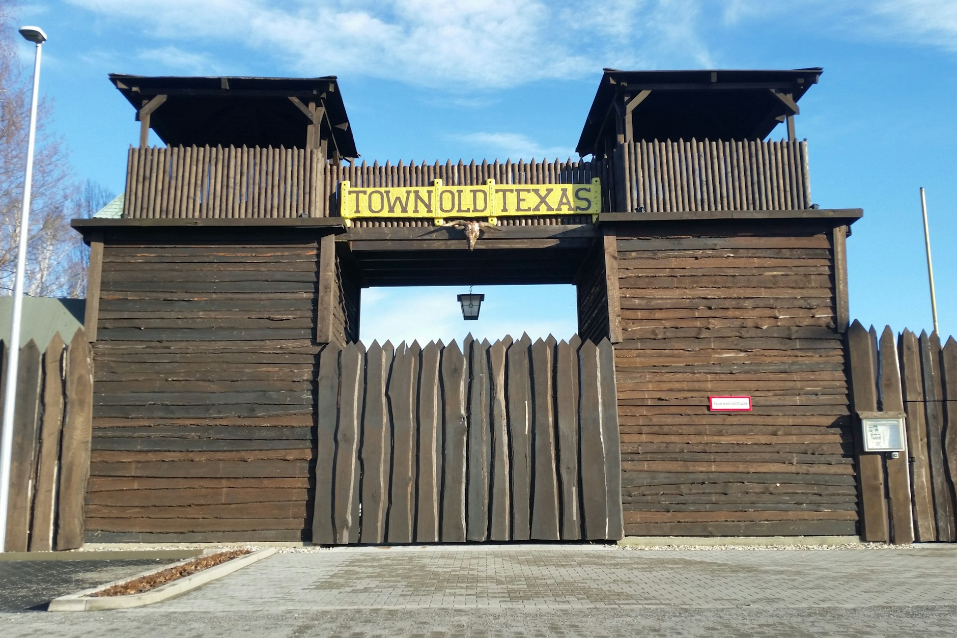 Westernstadt in Spandau: Die Eigentümer haben dem Cowboy Club Old Texas den Pachtvertrag gekündigt.
