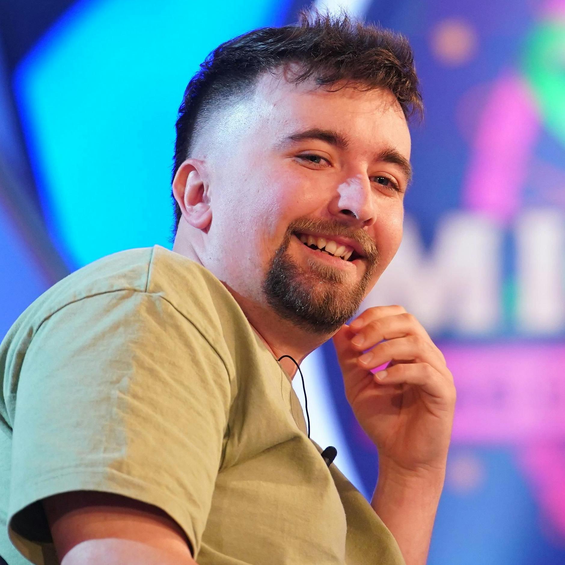 Was ist rechts rot und links blau? Irre Frage aus „Wer wird Millionär“