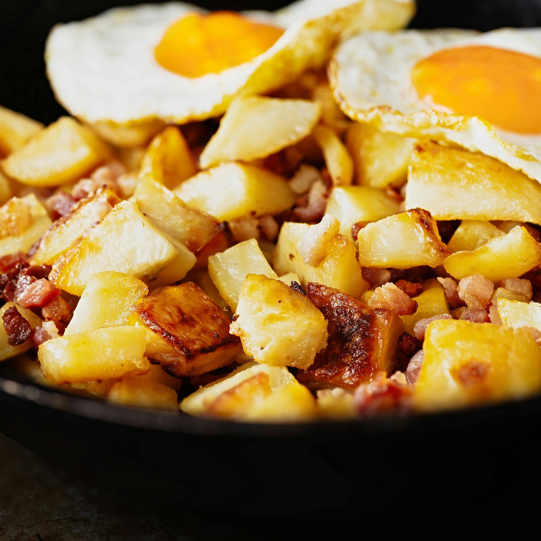 DDR-Rezept: Kennen Sie Hoppelpoppel? Das BESTE Abendbrot des Ostens!