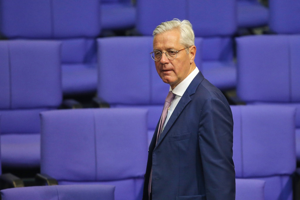 Conscription: CDU politicians Norbert Röttgen and Daniel Günther urge SPD