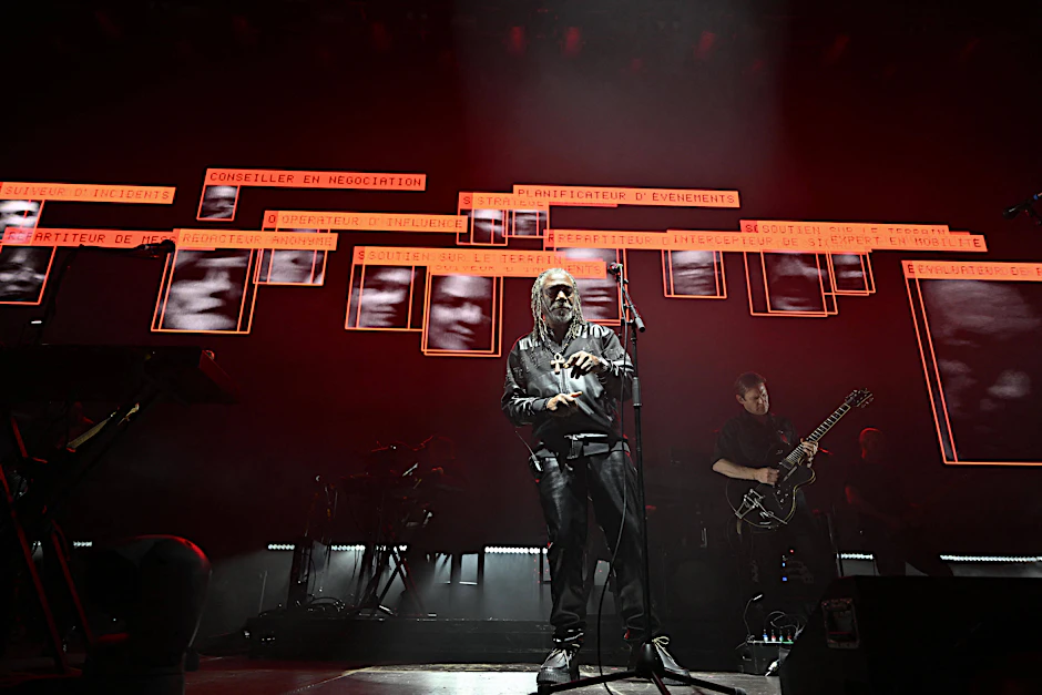 Massive Attack, hier am 9. Juni 2025 im Pariser Zenith