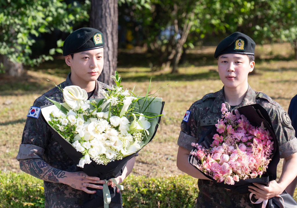 Südkorea: BTS-Mitglieder Jimin und Jungkook beenden Militärdienst