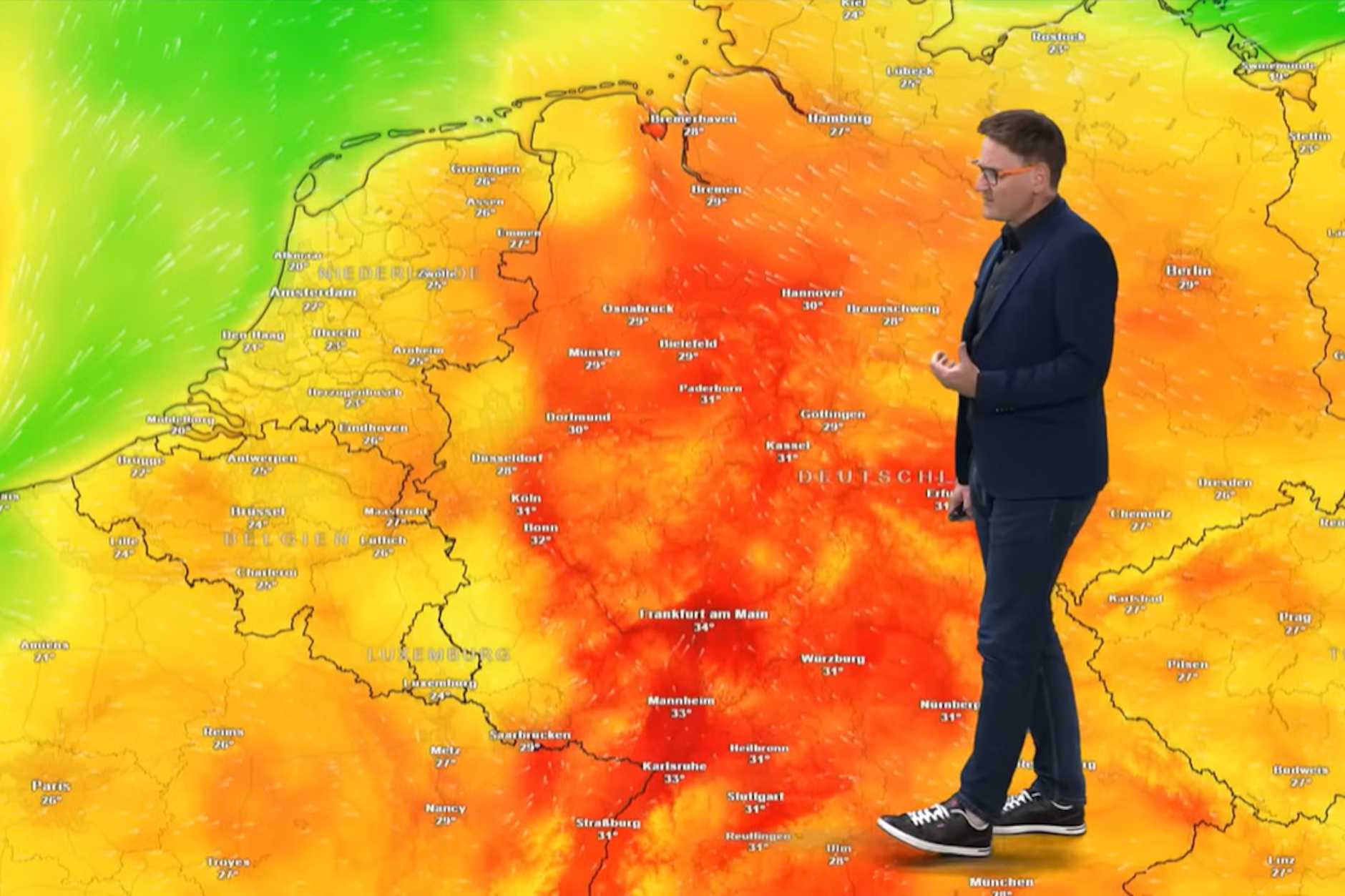 Am Wochenende wird es warm in Deutschland: Dominik Jung von wetter.net sagt vor allem für den Südwesten Temperaturen von bis zu 34 Grad voraus.