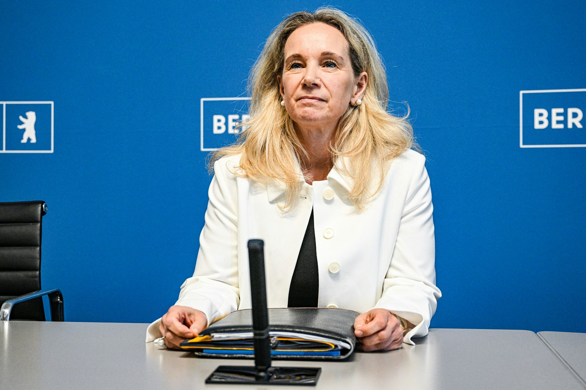 Sarah Wedl-Wilson bei ihrem ersten öffentlichen Auftritt als Kultursenatorin von Berlin, Ende Mai