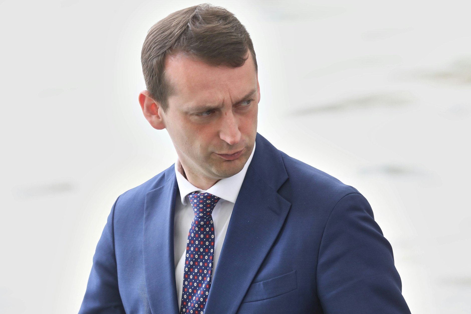 „Ausnahmetalent“: So beschreibt Armin Laschet (CDU) Friedrich Merz’ ostdeutschen Büroleiter Jacob Schrot.