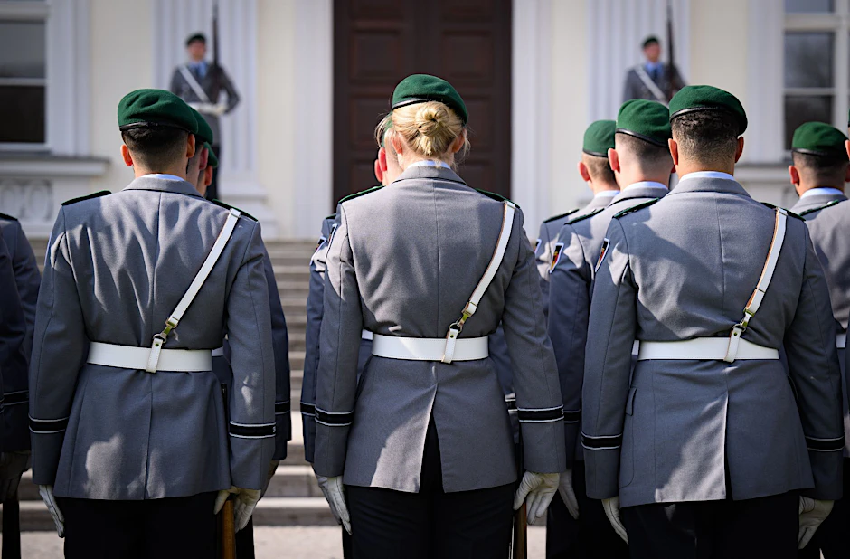 Erster Veteranentag 2025 in Berlin: Diese Straßen sind gesperrt, das müssen Sie beachten