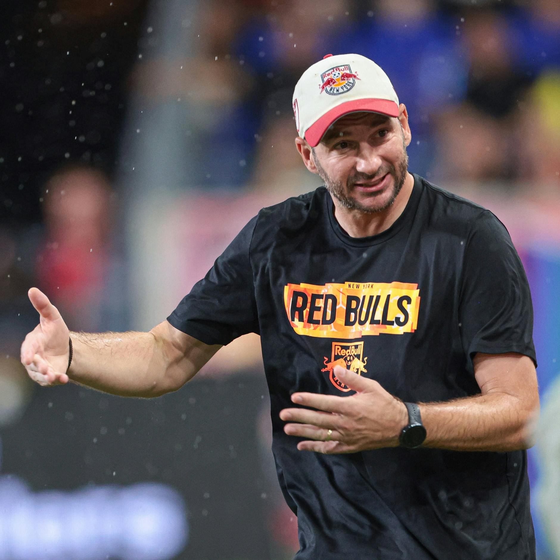 Trainer Sandro Schwarz feiert in den USA mit Red Bull New York Erfolge.
