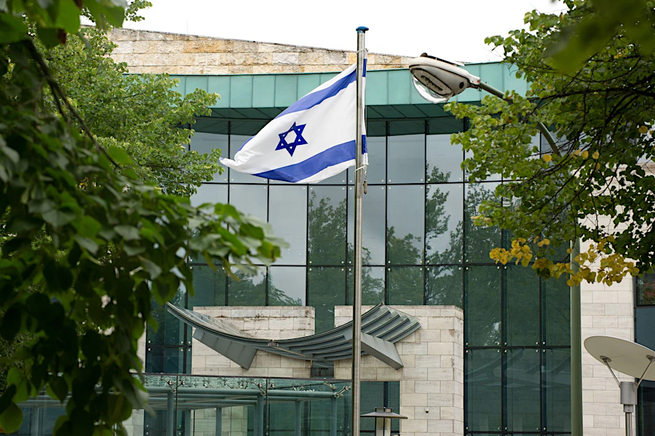 Die israelische Botschaft in Berlin bleibt bis auf Weiteres geschlossen.