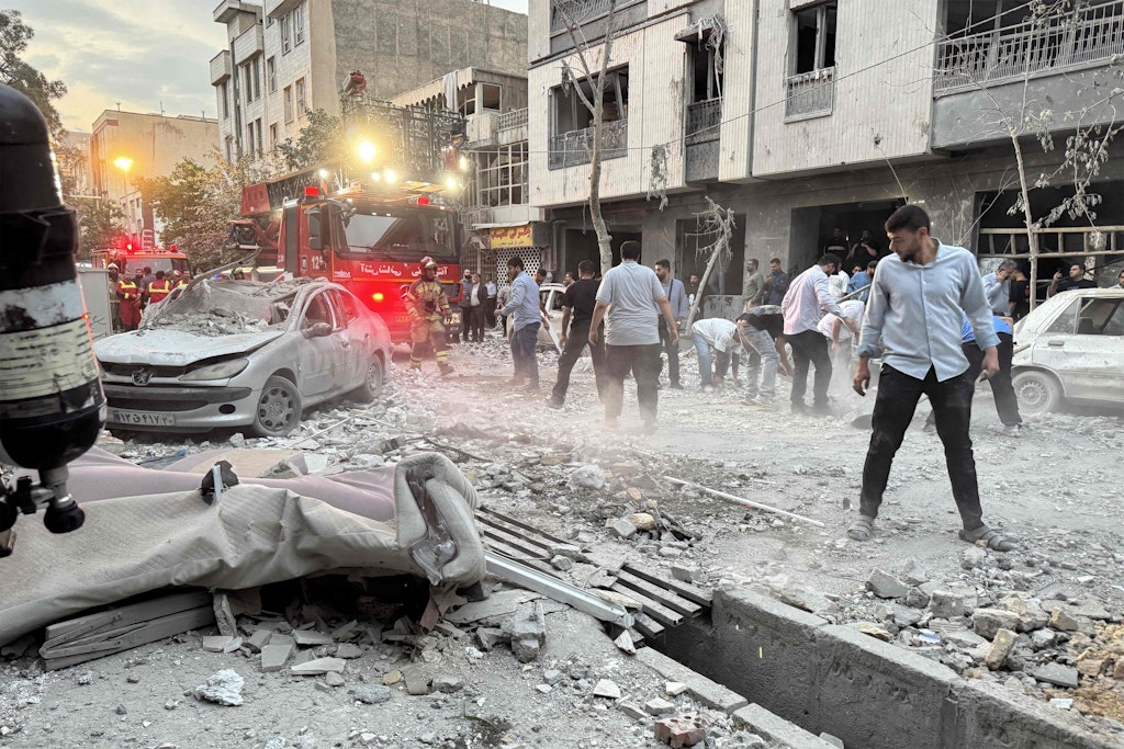 Liveblog zu Israels Großangriff: Iran spricht von „Kriegserklärung“ ...