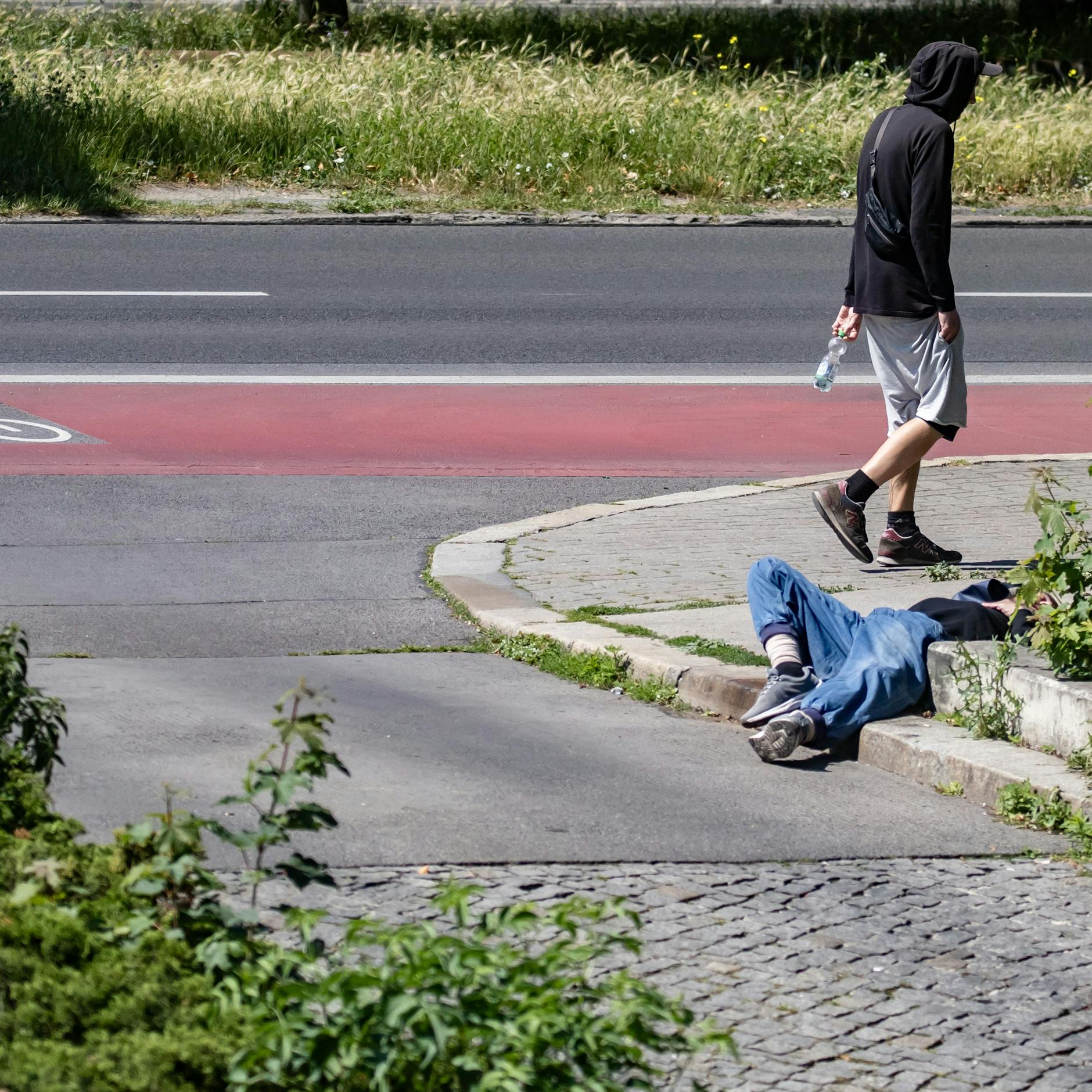 Image - Obdachlos in Berlin: Bartosz und die Flaschensammler vom Ostbahnhof