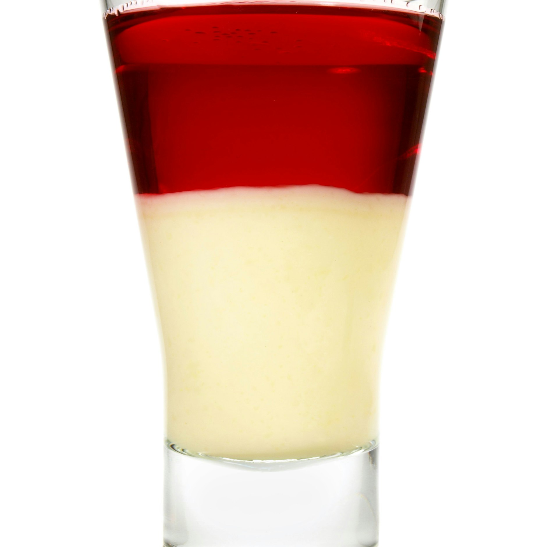 Probieren Sie das DDR-Rezept für Zitronencreme mit Wackelpudding doch mal aus.