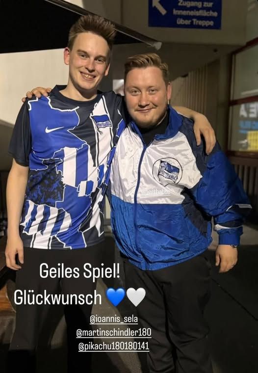 Pfeilomat! Zwei Hertha-Fans sind die Sensation bei der Darts-WM