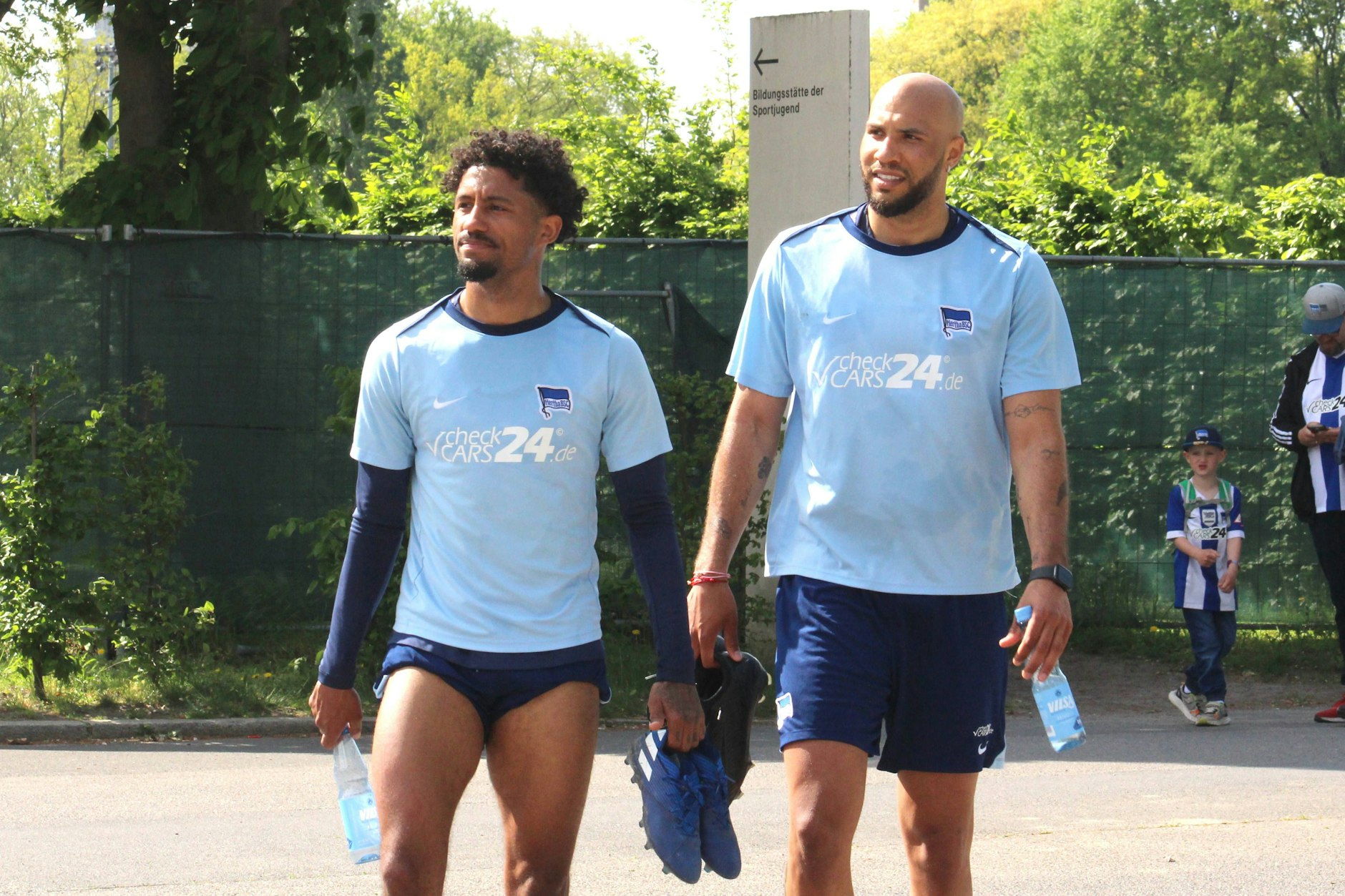 Jeremy Dudziak und John Anthony Brooks müssen nach langer Leidenszeit ab dem 23. Juni bei Hertha BSC wieder Vollgas geben.