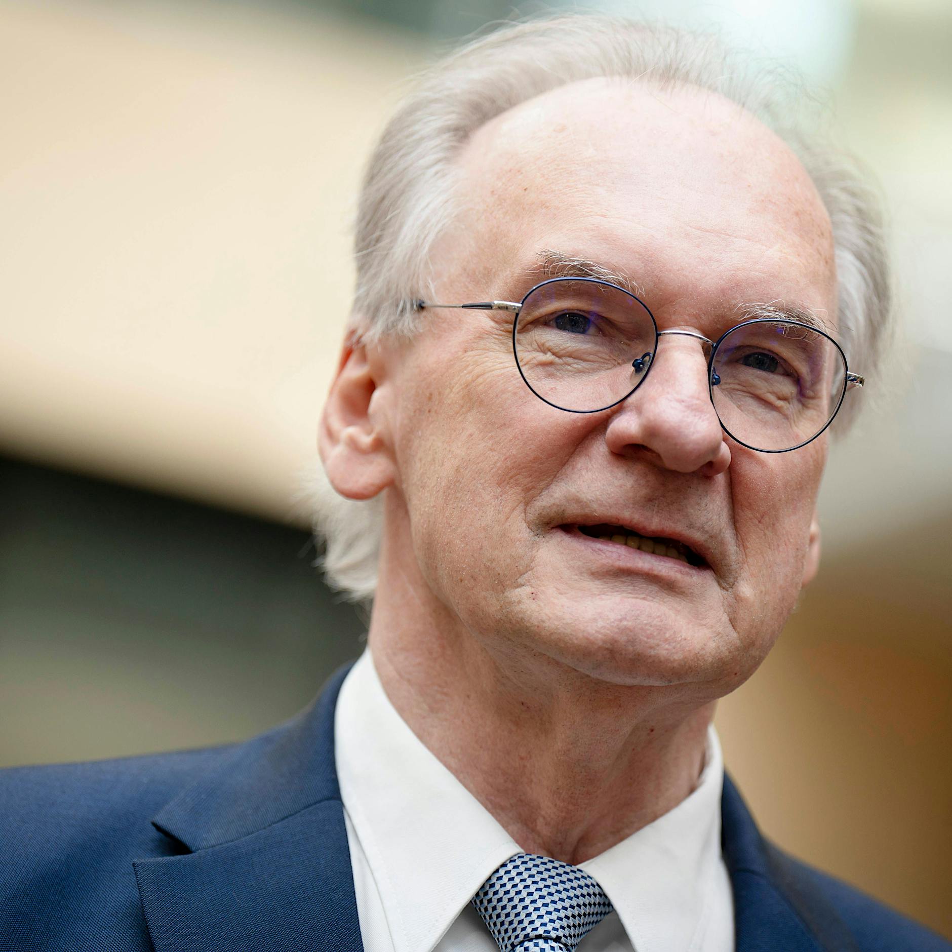 Landtagswahl in Sachsen-Anhalt: Ministerpräsident Haseloff würde bei AfD-Wahlsieg umziehen