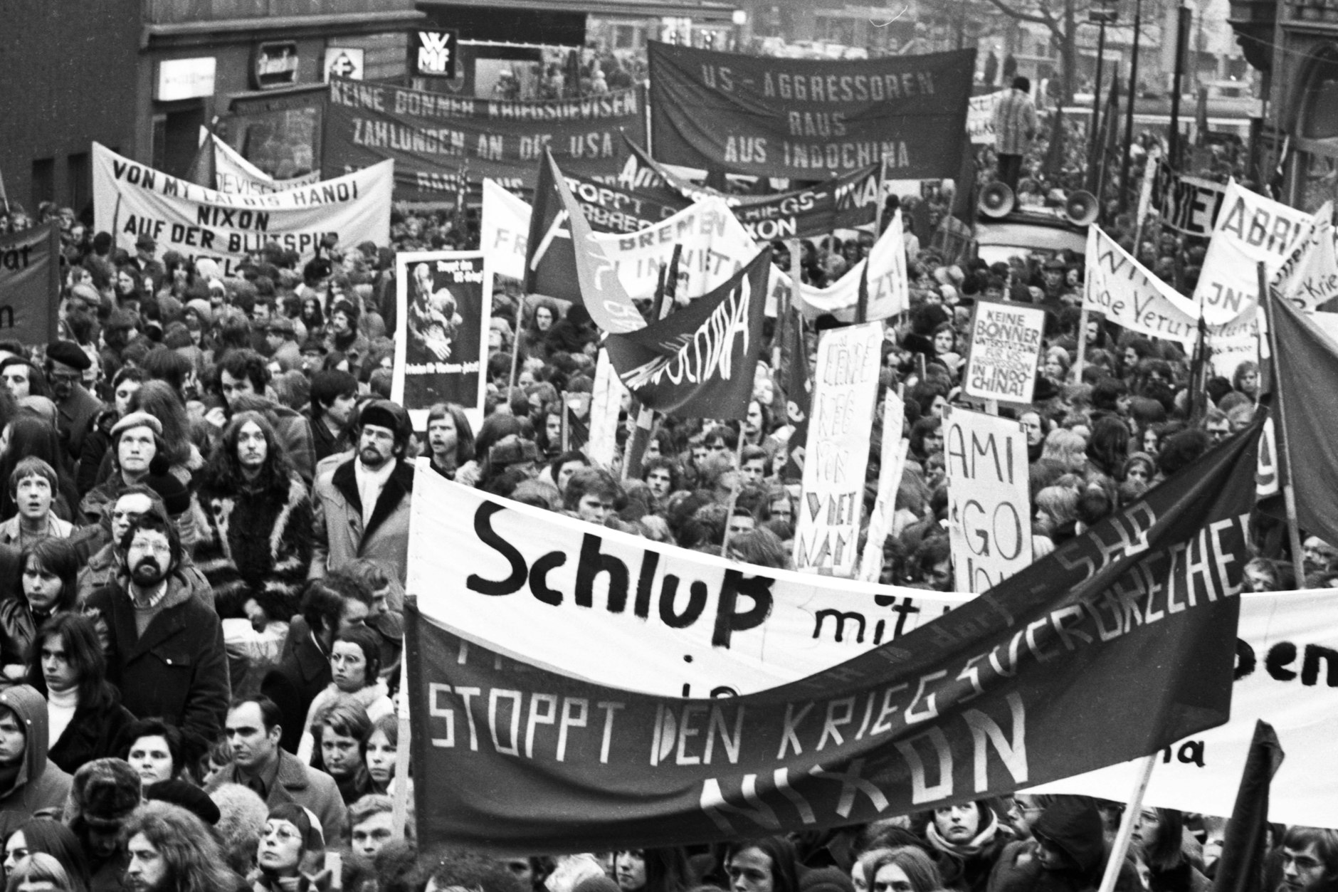Demonstration für Frieden in Vietnam, Dortmund, 1973