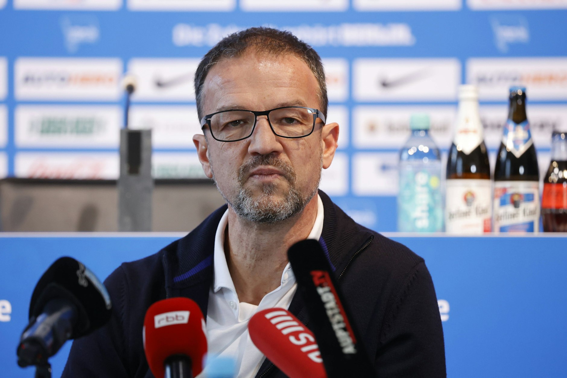 Fredi Bobic (53) wurde bereits im Januar 2023 bei Hertha BSC entlassen. Der Manager klagt seitdem auf mehr als drei Millionen Euro.