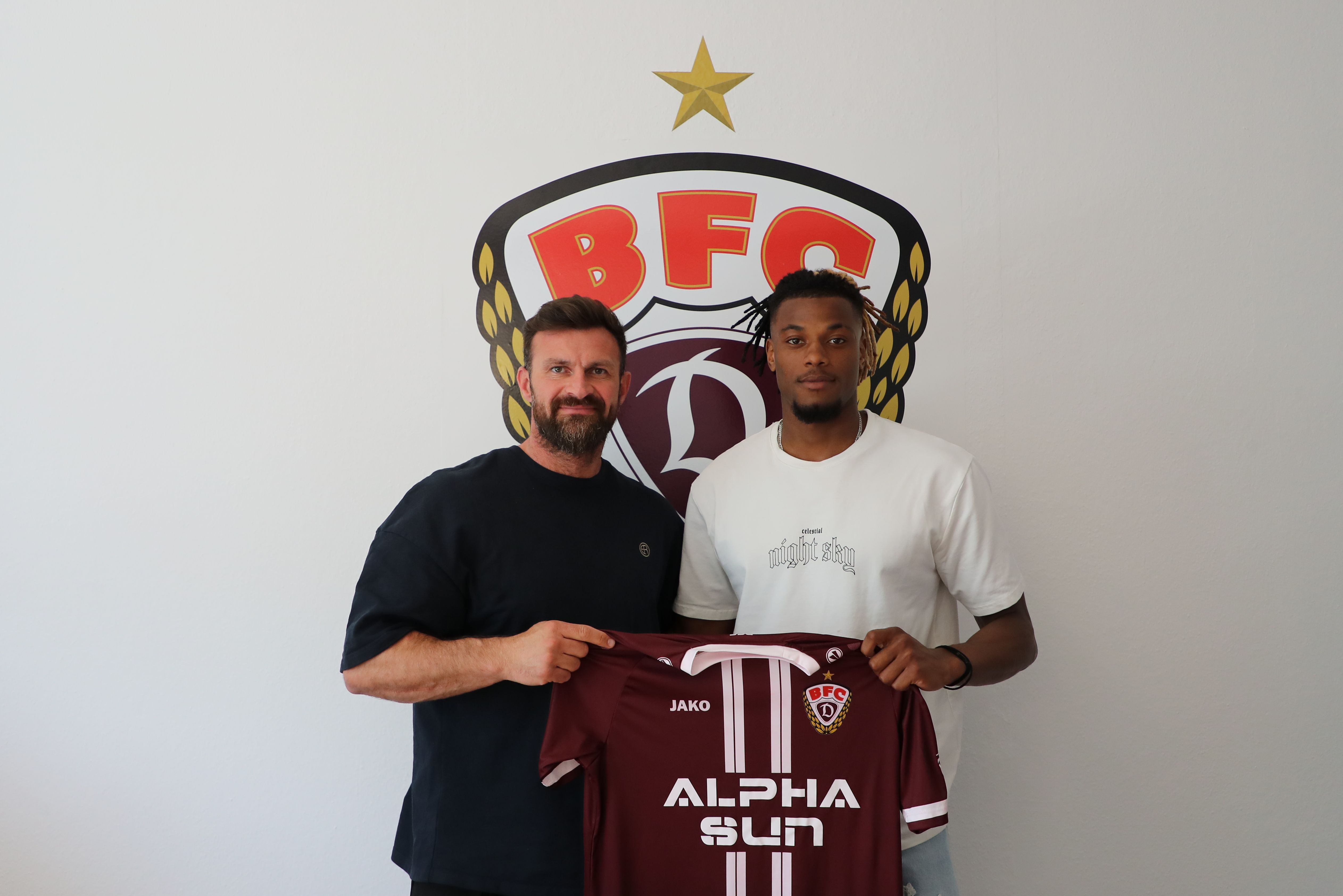 Image - BFC Dynamo schnappt der Konkurrenz diesen Riesen-Portugiesen weg