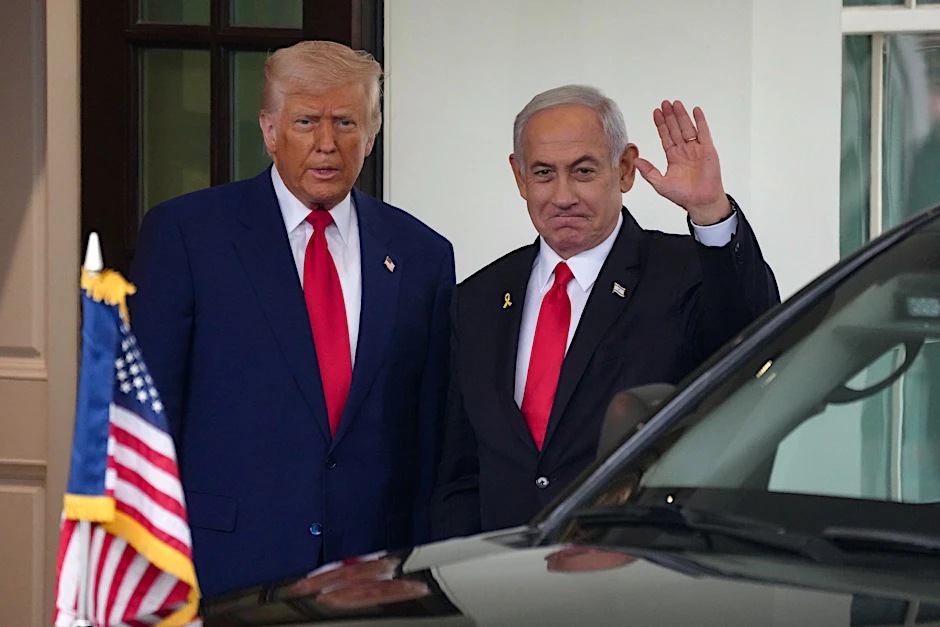 US-Präsident Donald Trump (l.) begrüßt Israels Ministerpräsident Benjamin Netanjahu im April im Weißen Haus.
