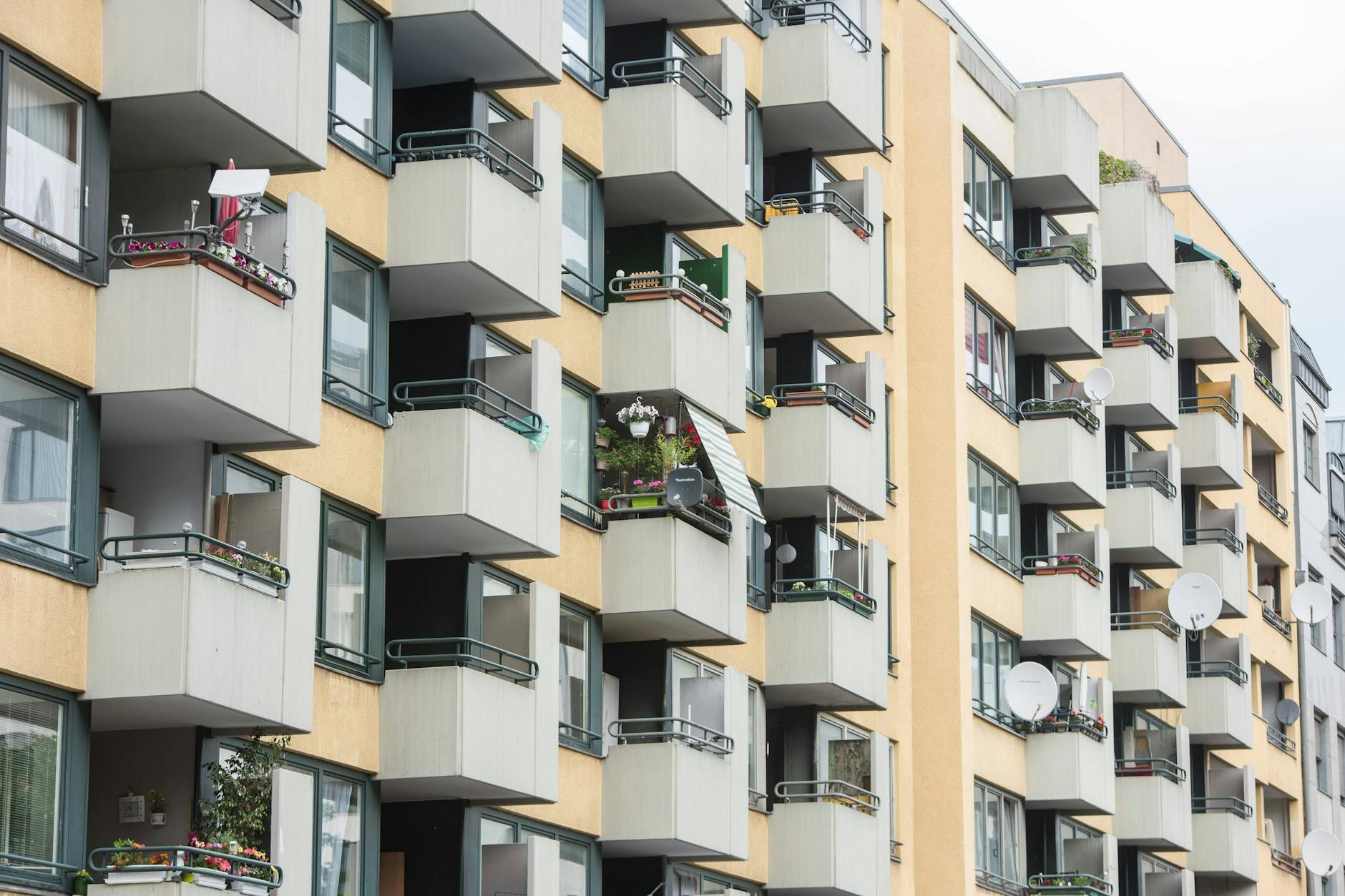 Mit der sogenannten Milieuschutzverordnung kann der Bezirk verhindern, dass Bewohner aus ihrem Kiez verdrängt werden.