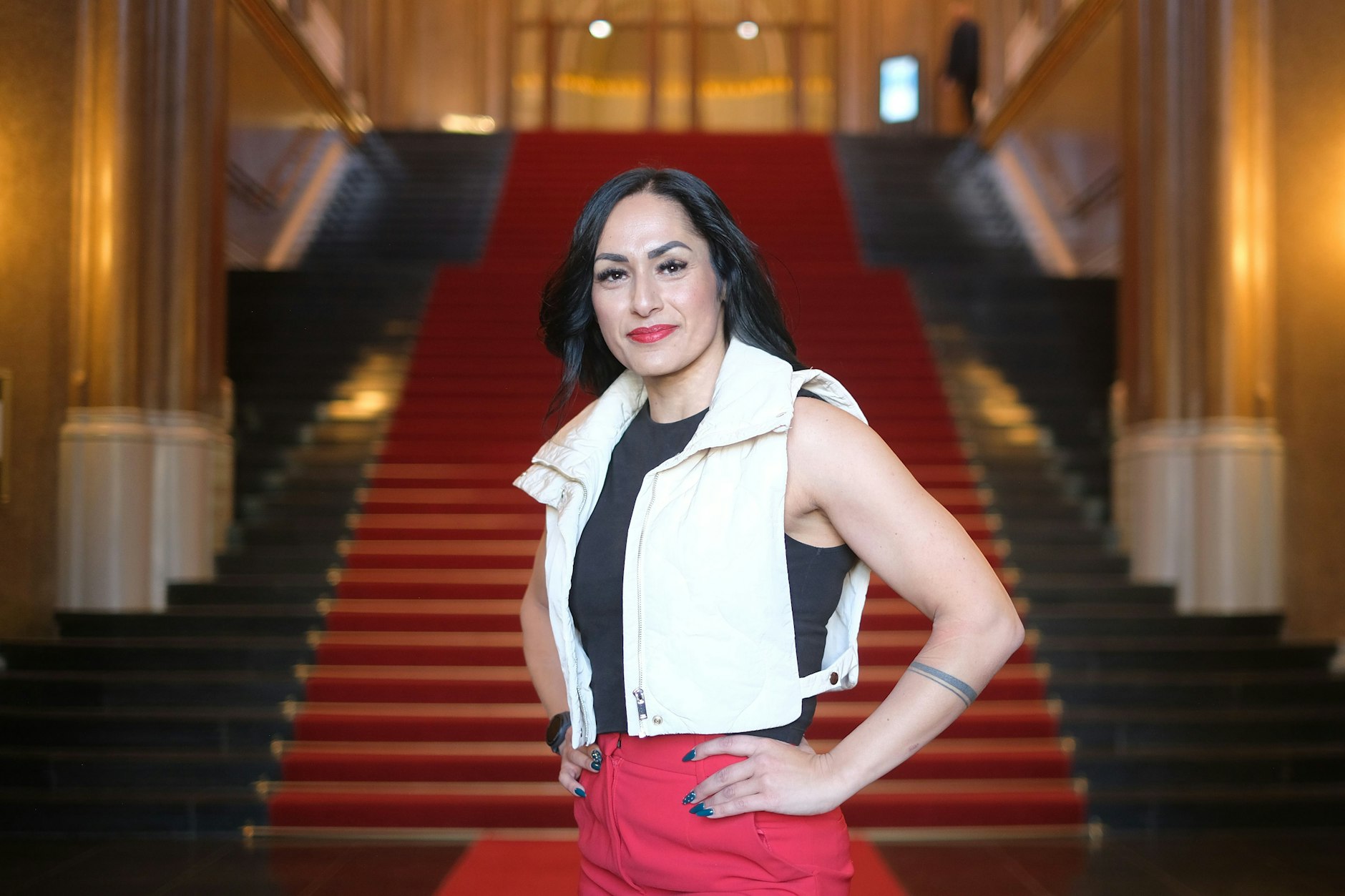 HipHop-Ball-Gründerin&nbsp;Sajeh Tavassoli im Roten Rathaus, das zur Event-Location wird