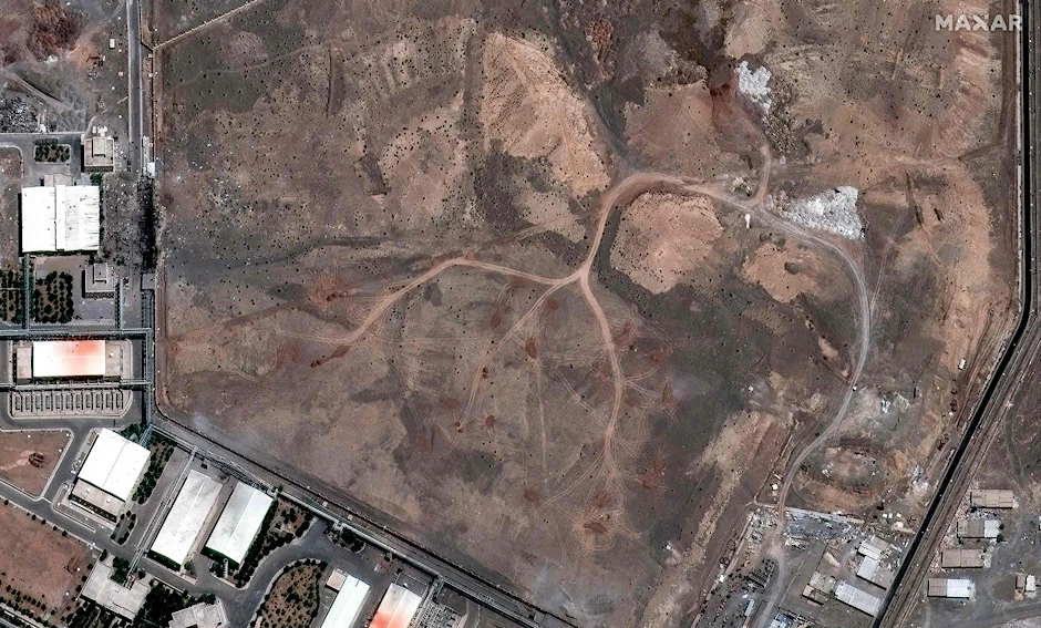 Satellitenaufnahme der iranischen Anreicherungsanlage in Natanz vom 15. Juni nach schweren israelischen Luftangriffen.