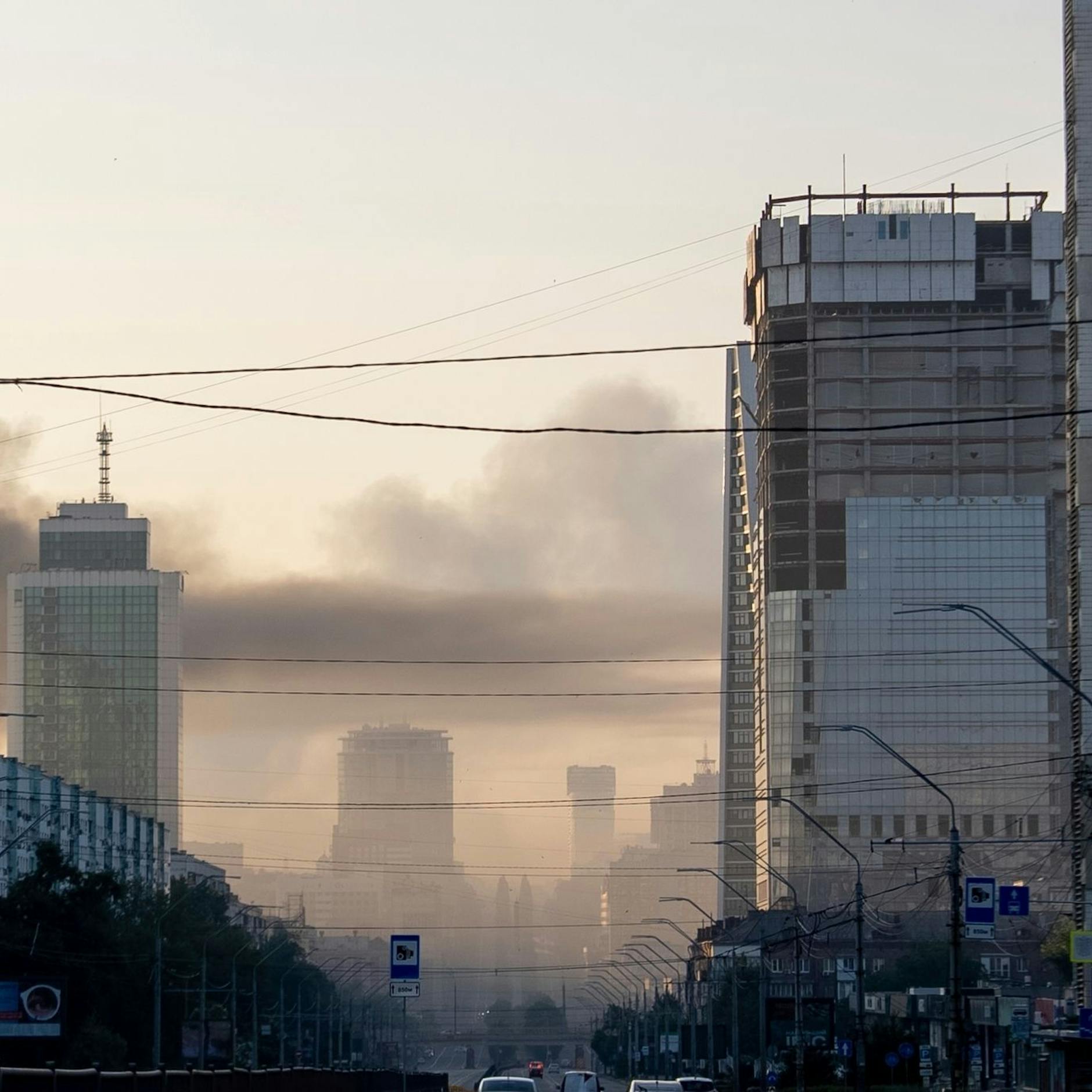 Image - Massive Angriffe auf Kiew: Zahlreiche Tote, darunter ein US-Bürger