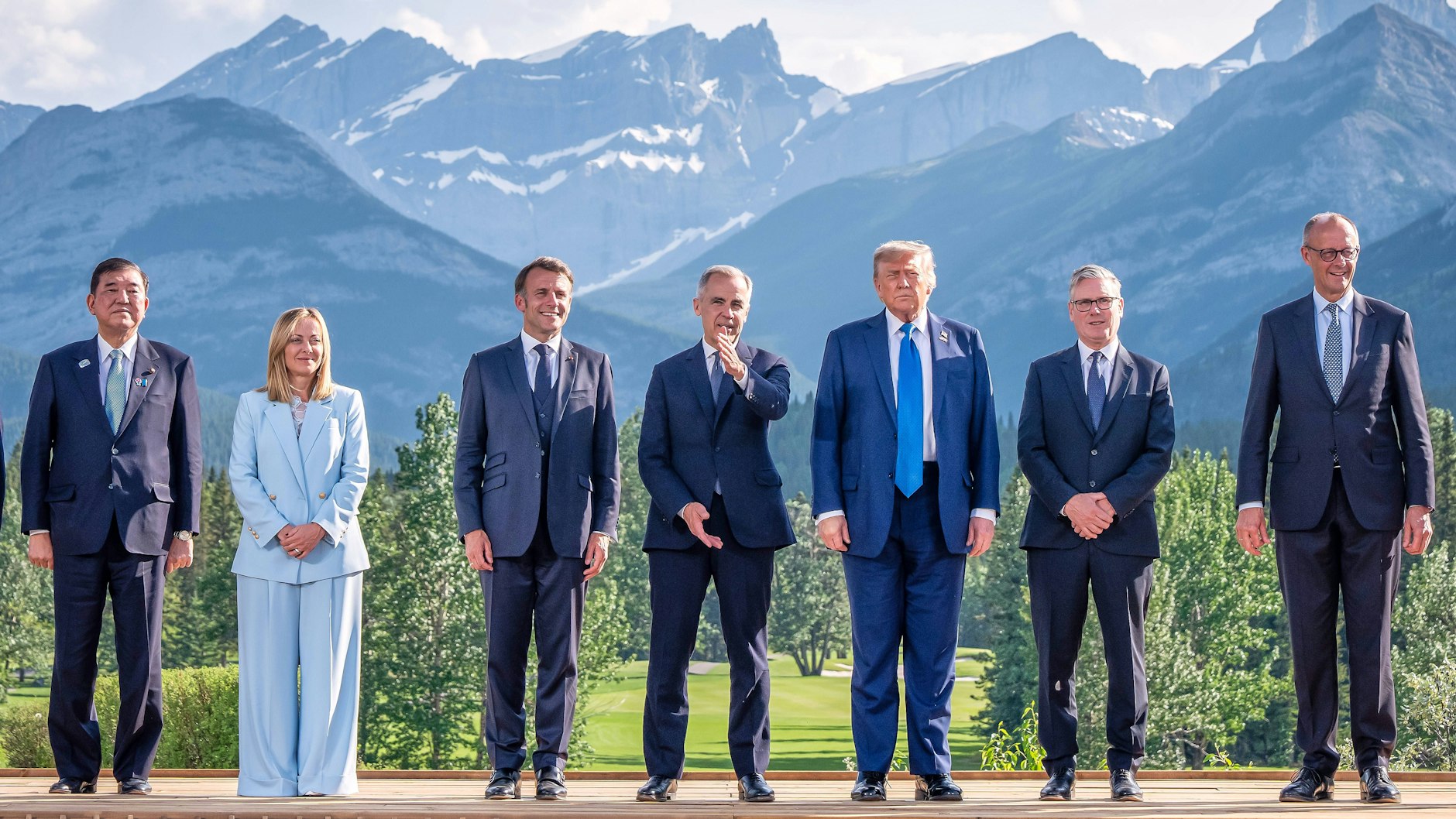 Beim Familienfoto des G7-Gipfels war Donald Trump noch dabei (3.v.r.).
