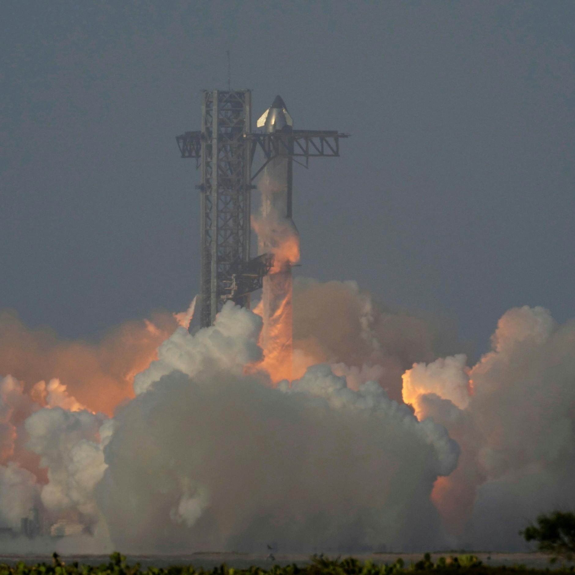 Image - Video: SpaceX-Starship-Rakete explodiert in riesigem Feuerball